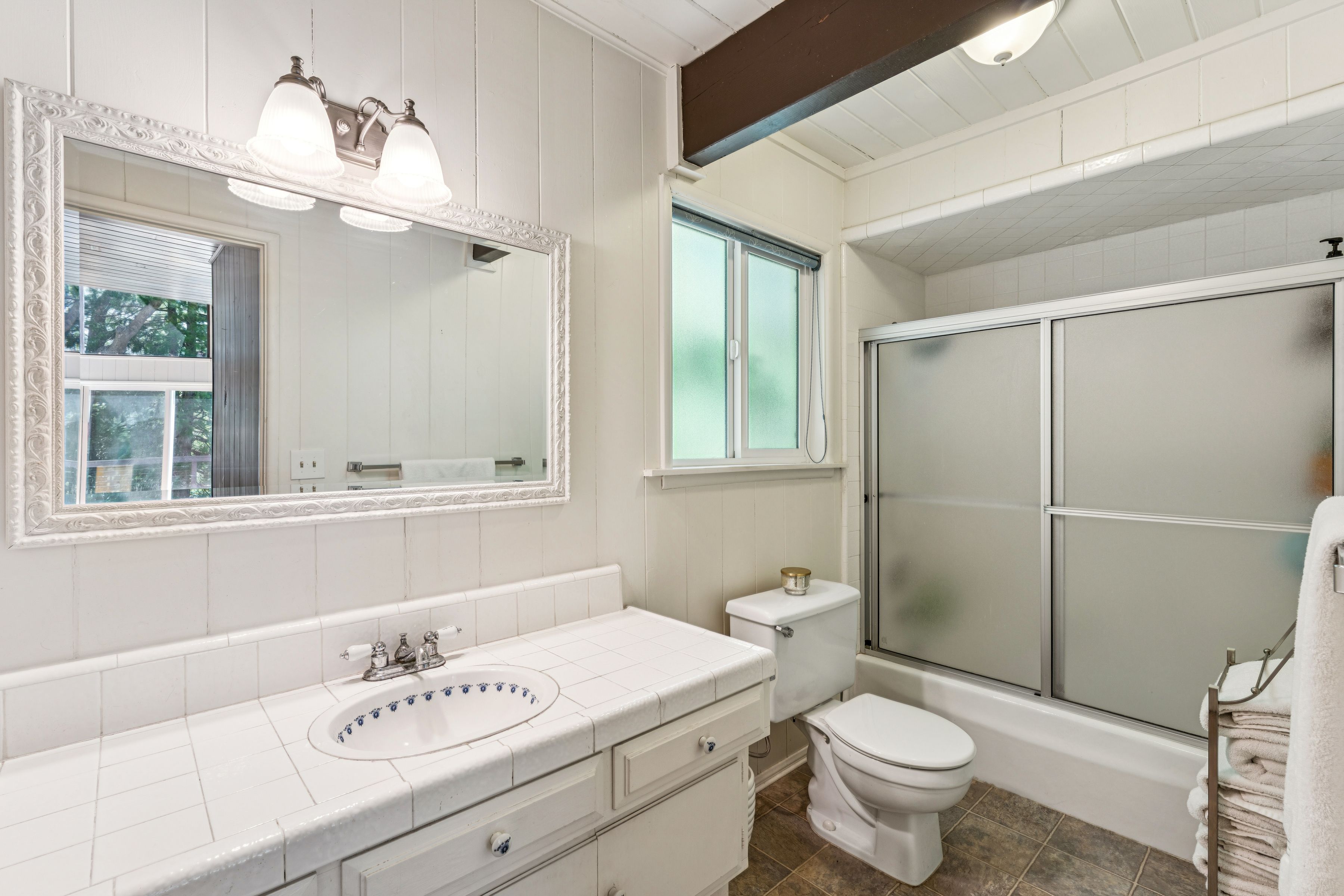  686 Grass Valley Road, Lake Arrowhead, CA 92352 - 物件實景