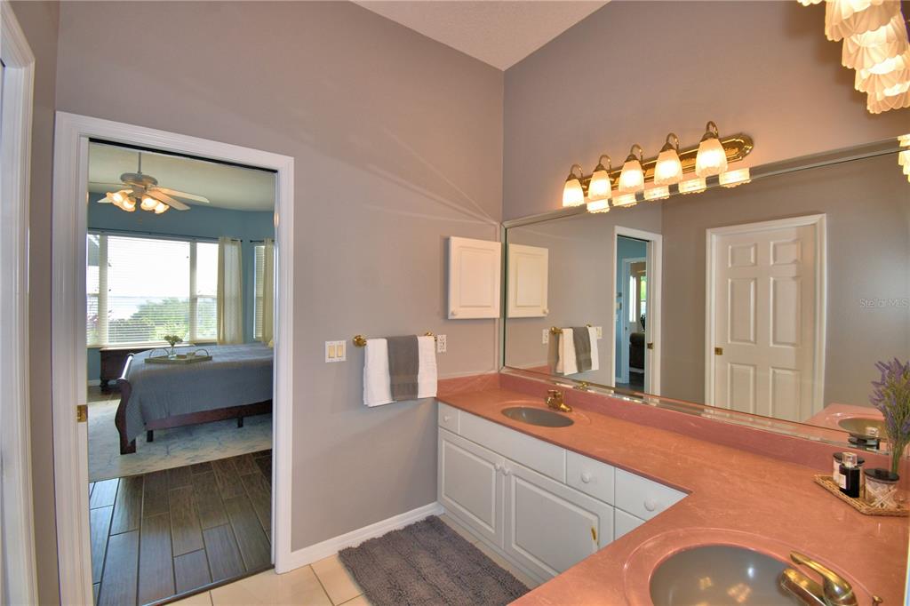 Winter Haven, Florida, 33881, United States, 5 Bedrooms Bedrooms, ,3 BathroomsBathrooms,Residential,For Sale,1752855