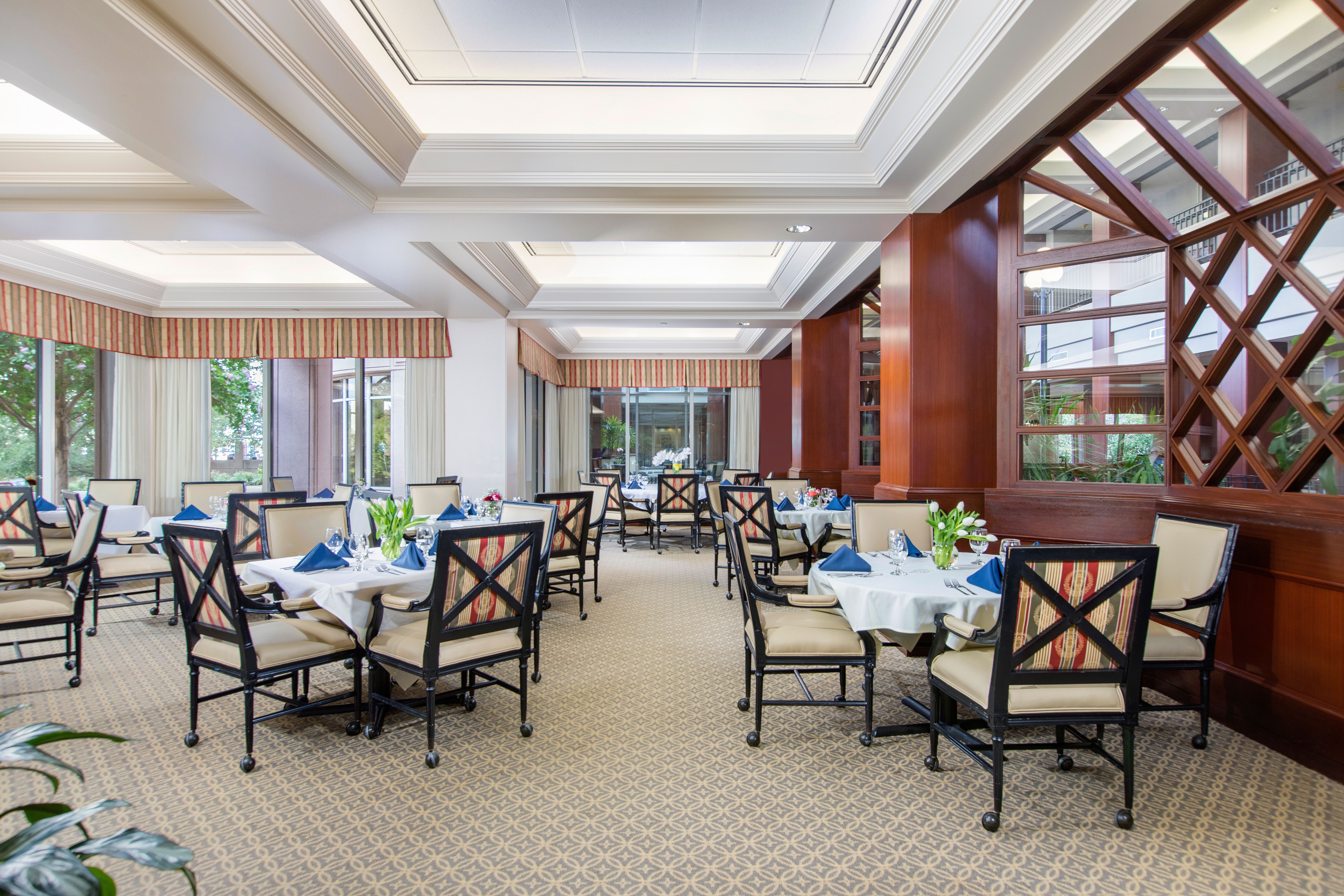  Luxury Living at The Towers - 物件實景