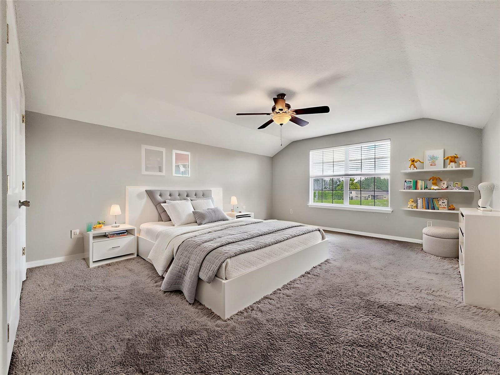 WINTER GARDEN, Florida, 34787, United States, 5 Bedrooms Bedrooms, ,3 BathroomsBathrooms,Residential,For Sale,1974111