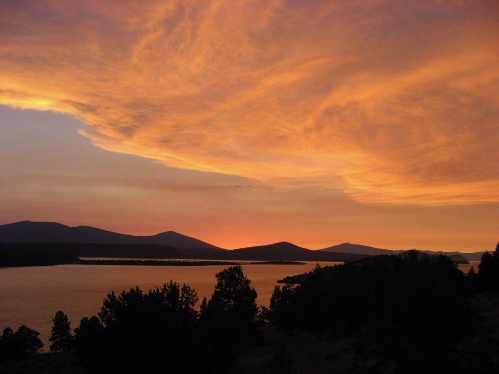 Klamath Falls, Oregon, 97601, United States, 4 Bedrooms Bedrooms, ,4 BathroomsBathrooms,Residential,For Sale,1804036