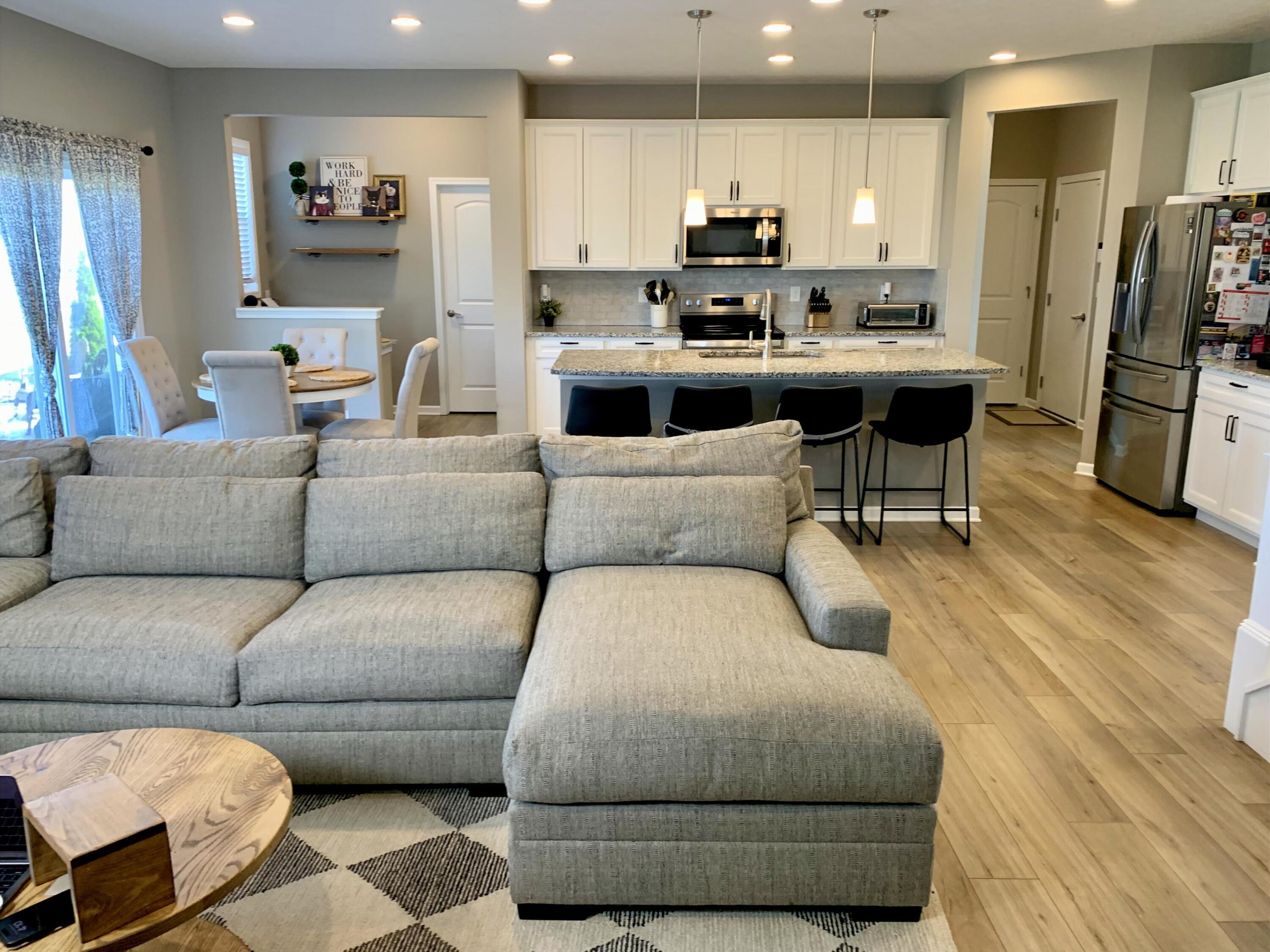 Pickerington, Ohio, 43147, United States, 4 Bedrooms Bedrooms, ,3 BathroomsBathrooms,Residential,For Sale,1958196