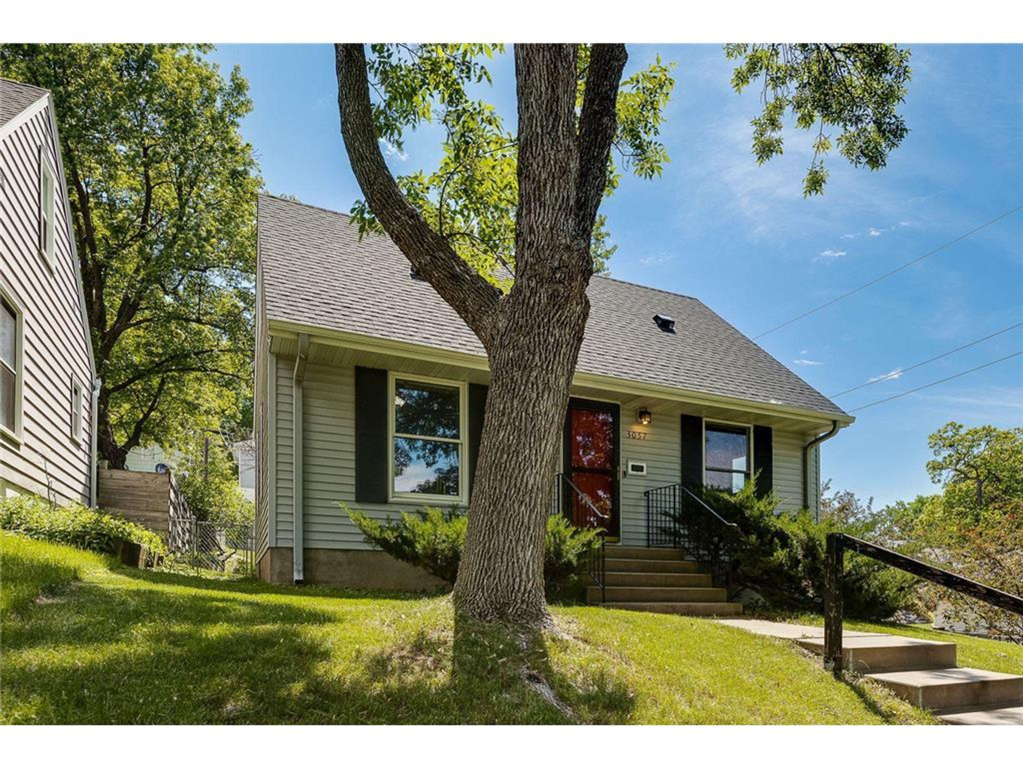  Bright St. Louis Park Home Near West End - 物件實景