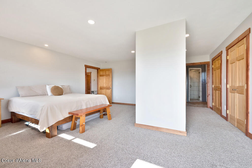 Priest River, Idaho, 83856, United States, 5 Bedrooms Bedrooms, ,4 BathroomsBathrooms,Residential,For Sale,1770577