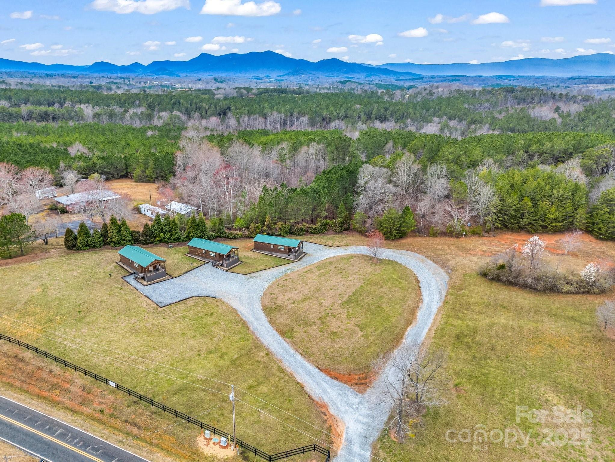 Tryon, North Carolina, 28782, United States, 3 Bedrooms Bedrooms, ,3 BathroomsBathrooms,Residential,For Sale,1914203