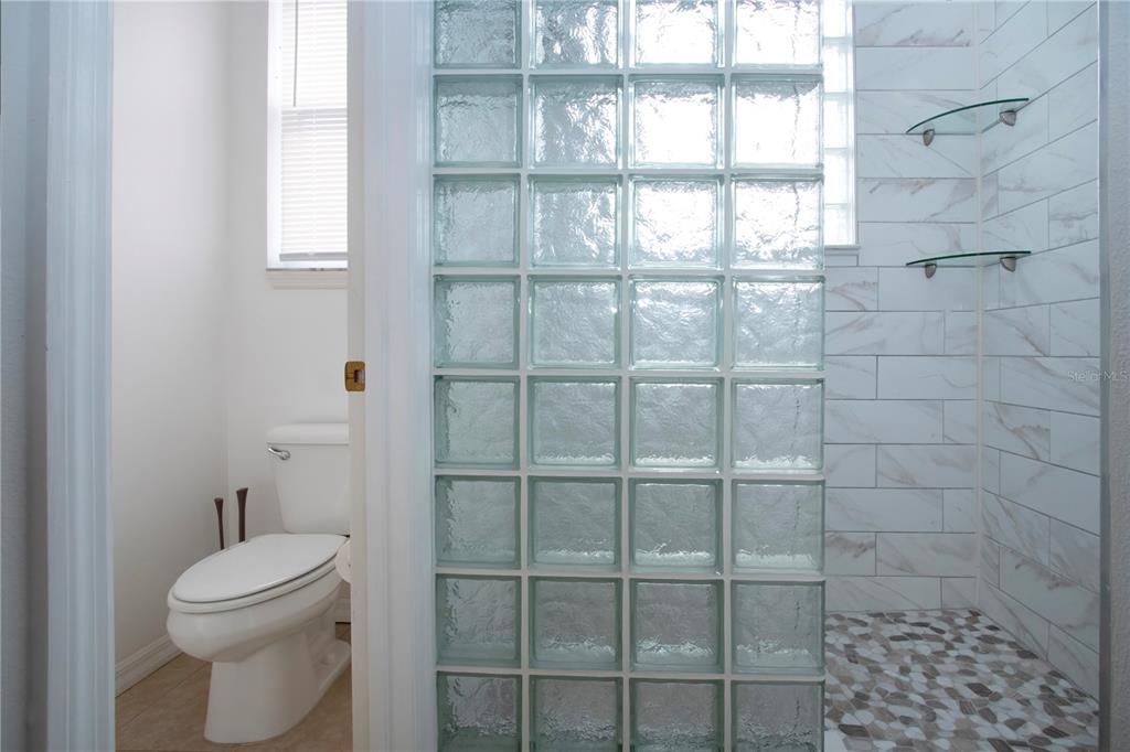 Ellenton, Florida, 34222, United States, 4 Bedrooms Bedrooms, ,3 BathroomsBathrooms,Residential,For Sale,1988008