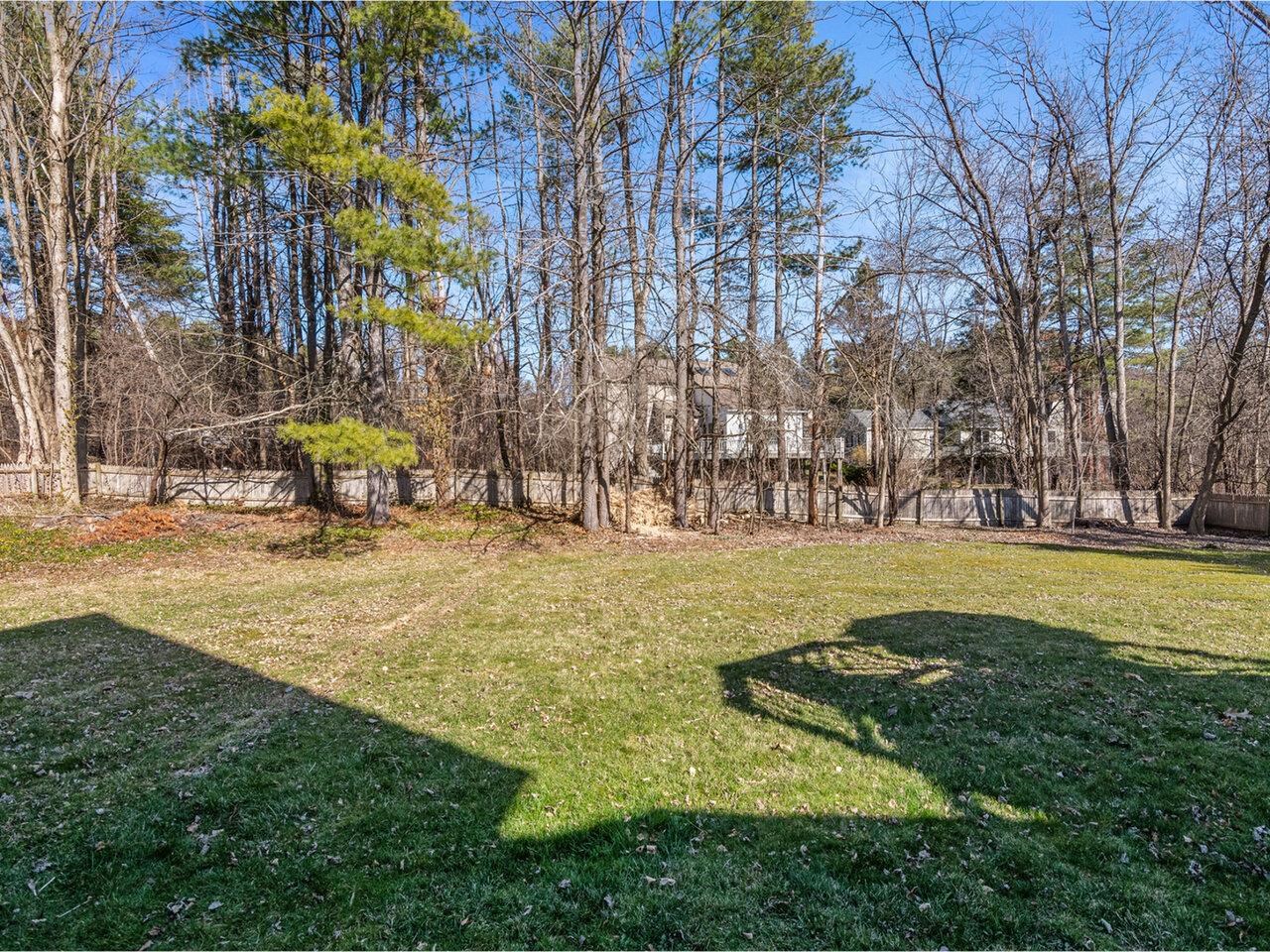 Burlington, Vermont, 05401, United States, 2 Bedrooms Bedrooms, ,3 BathroomsBathrooms,Residential,For Sale,1883018