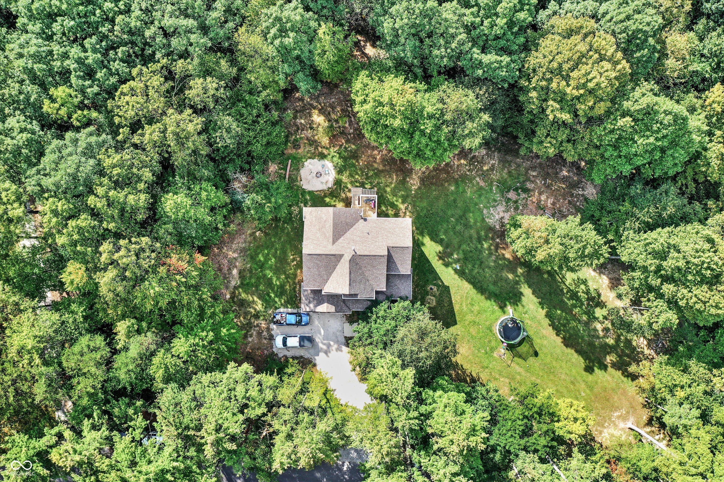 Nashville, Indiana, 47448, United States, 4 Bedrooms Bedrooms, ,3 BathroomsBathrooms,Residential,For Sale,2033117