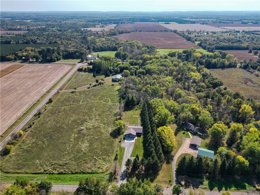 Cadott, Wisconsin, 54727, United States, 4 Bedrooms Bedrooms, ,2 BathroomsBathrooms,Residential,For Sale,1961468