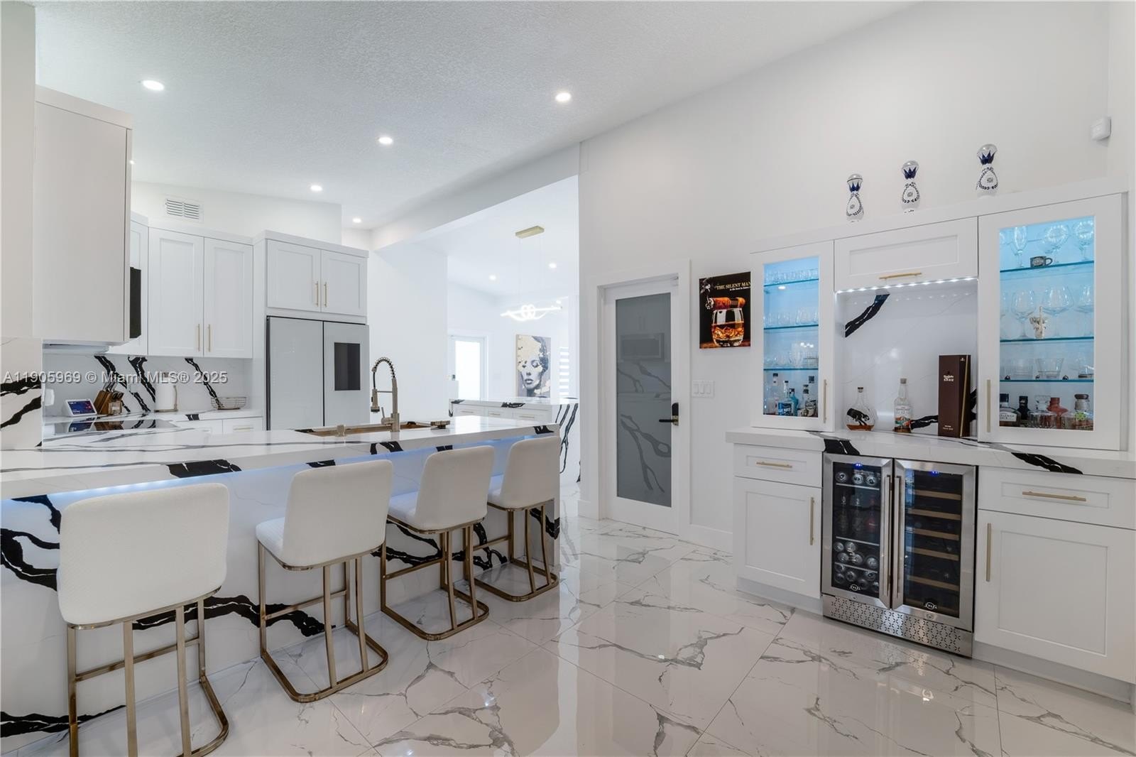 Miami, Florida, 33196, United States, 3 Bedrooms Bedrooms, ,2 BathroomsBathrooms,Residential,For Sale,1979827