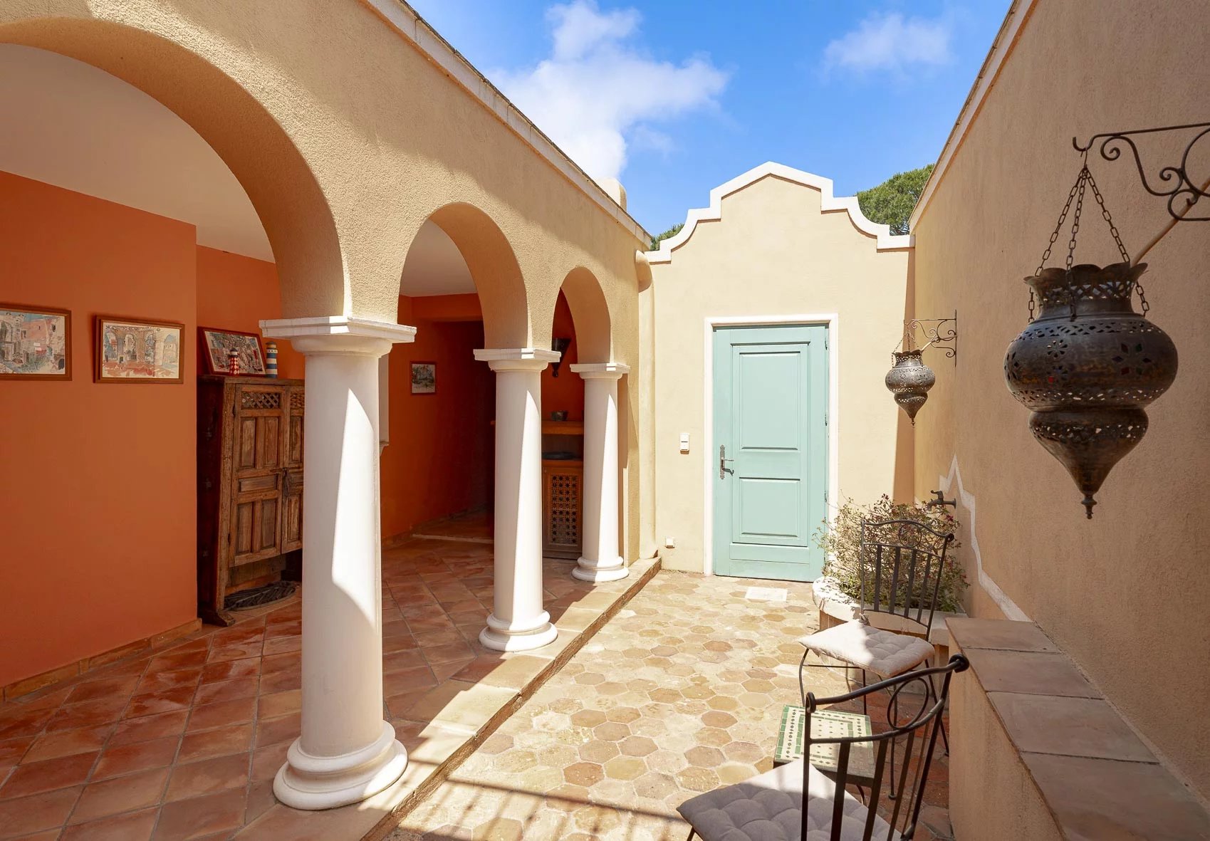 Saint-Tropez, Provence-Alpes-Côte d’Azur, 83990, FR, 6 Bedrooms Bedrooms, ,10 BathroomsBathrooms,Residential,For Sale,1656229