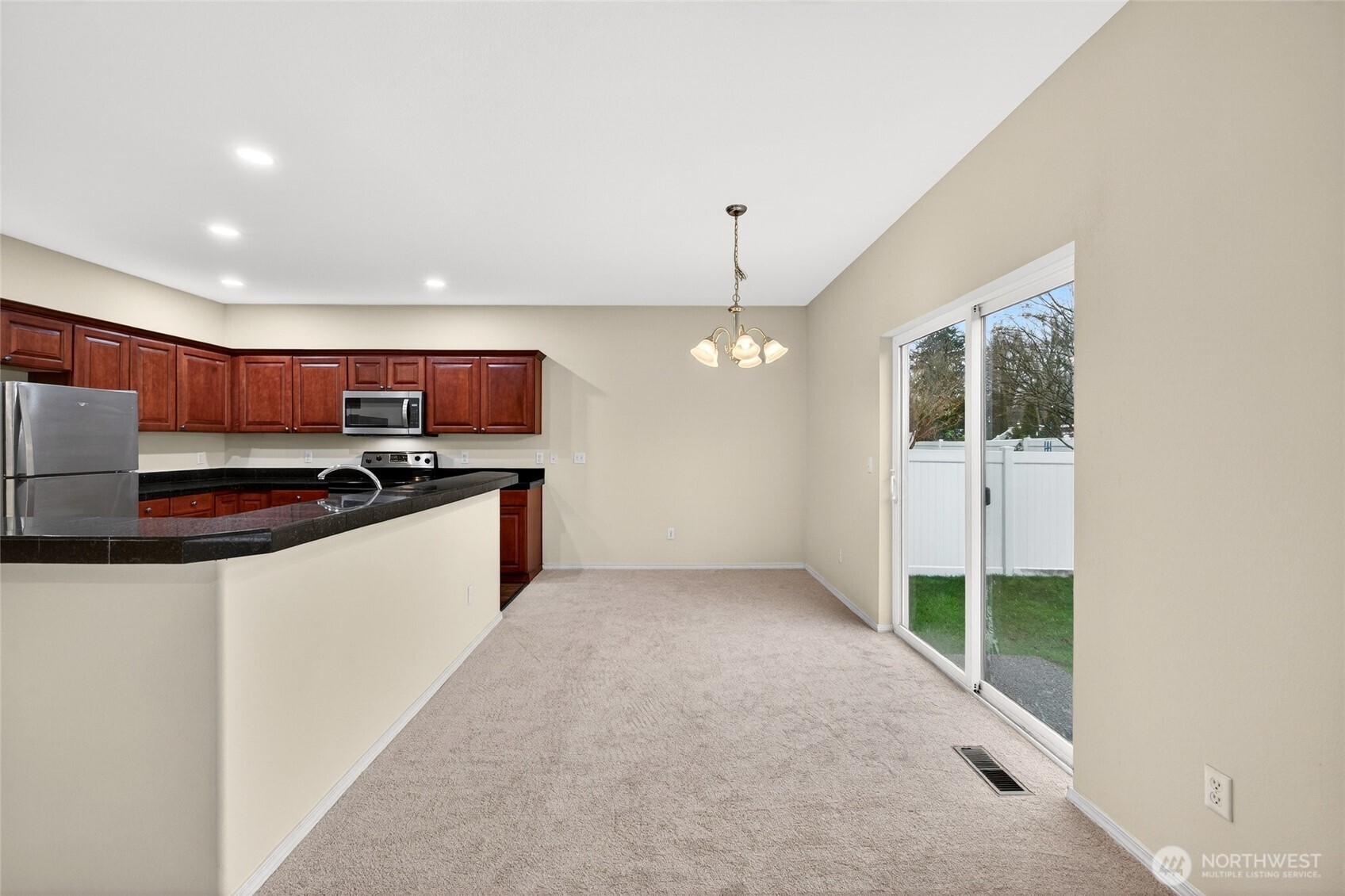 Monroe, Washington, 98272, United States, 3 Bedrooms Bedrooms, ,3 BathroomsBathrooms,Residential,For Sale,2008505