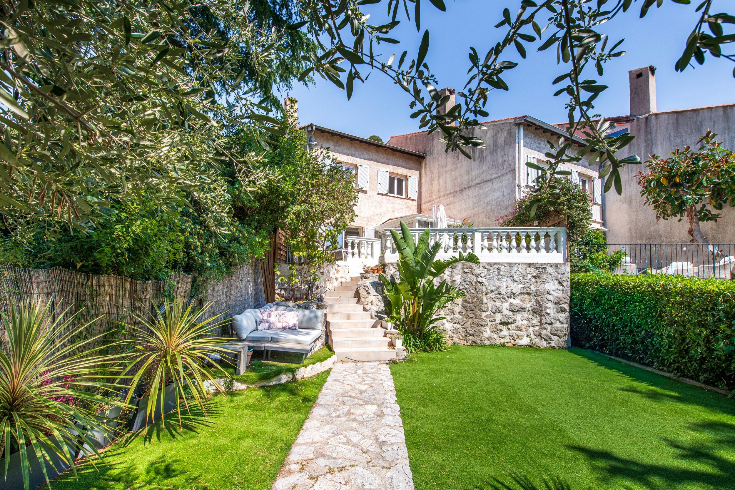  Villefranche-sur-Mer private residence in Corne d’Or with garden and terrace ne… - 物件實景