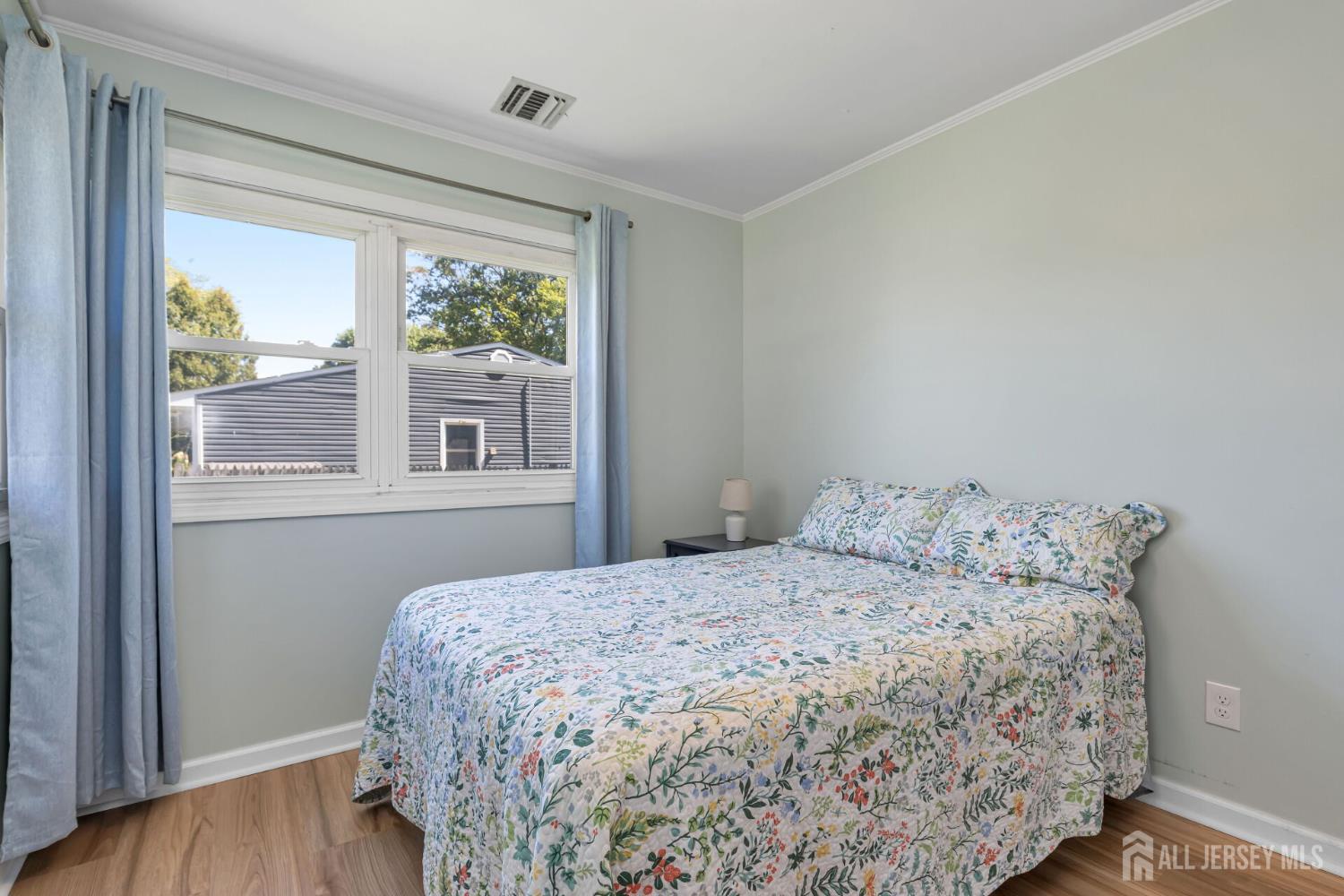 South Brunswick, New Jersey, 08824, United States, 3 Bedrooms Bedrooms, ,2 BathroomsBathrooms,Residential,For Sale,1941671