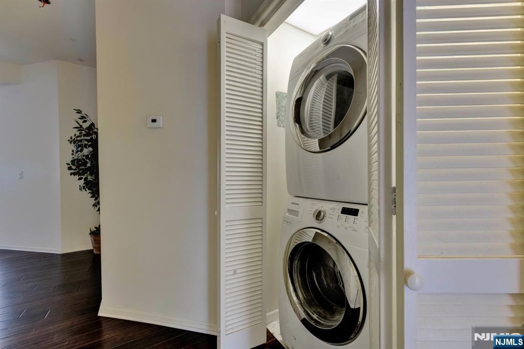 Nanuet, New York, 10954, United States, 6 Bedrooms Bedrooms, ,7 BathroomsBathrooms,Residential,For Sale,1988199