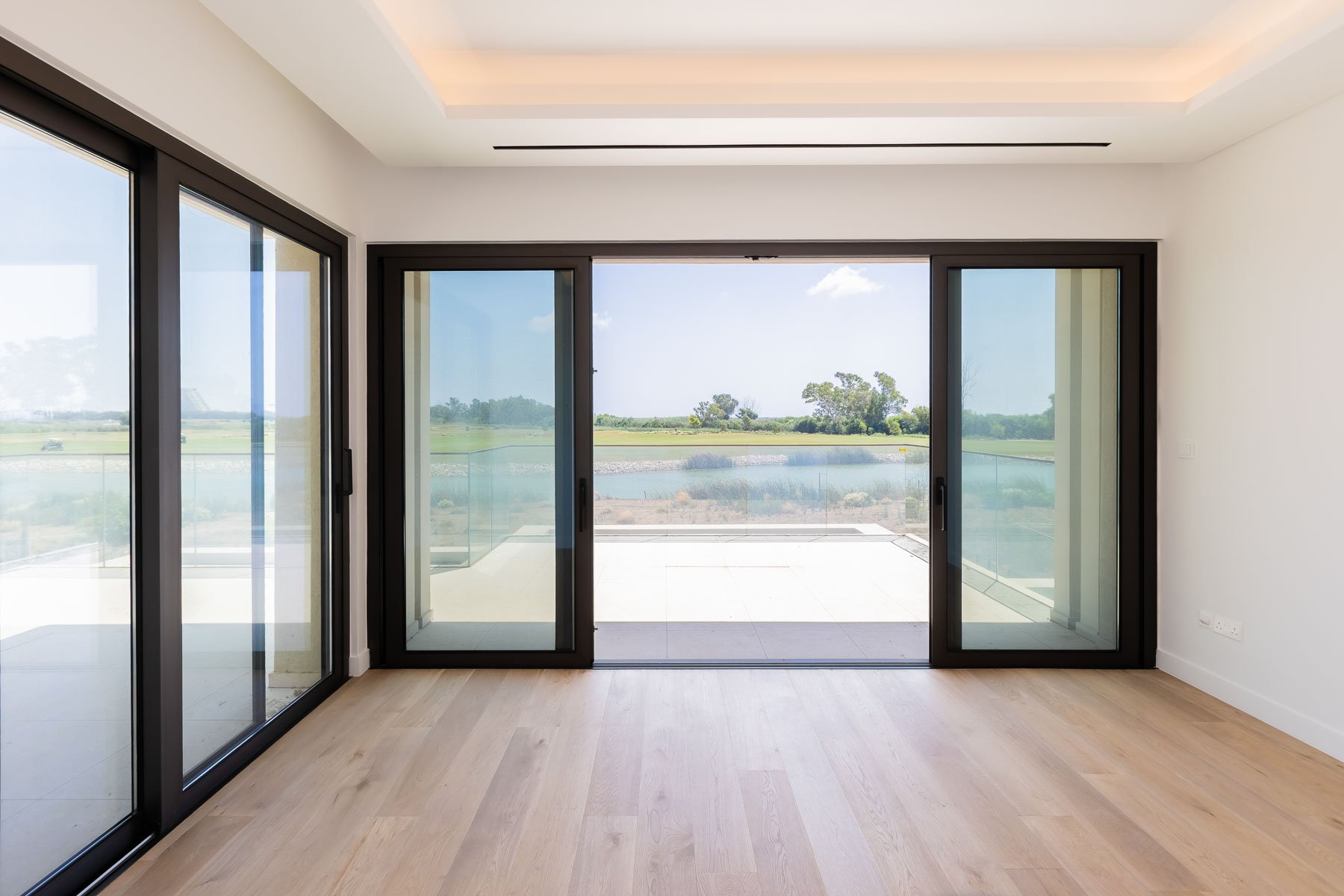  5 Bedroom Villa with Private Pool in a Golf Resort in Limassol - 物件實景
