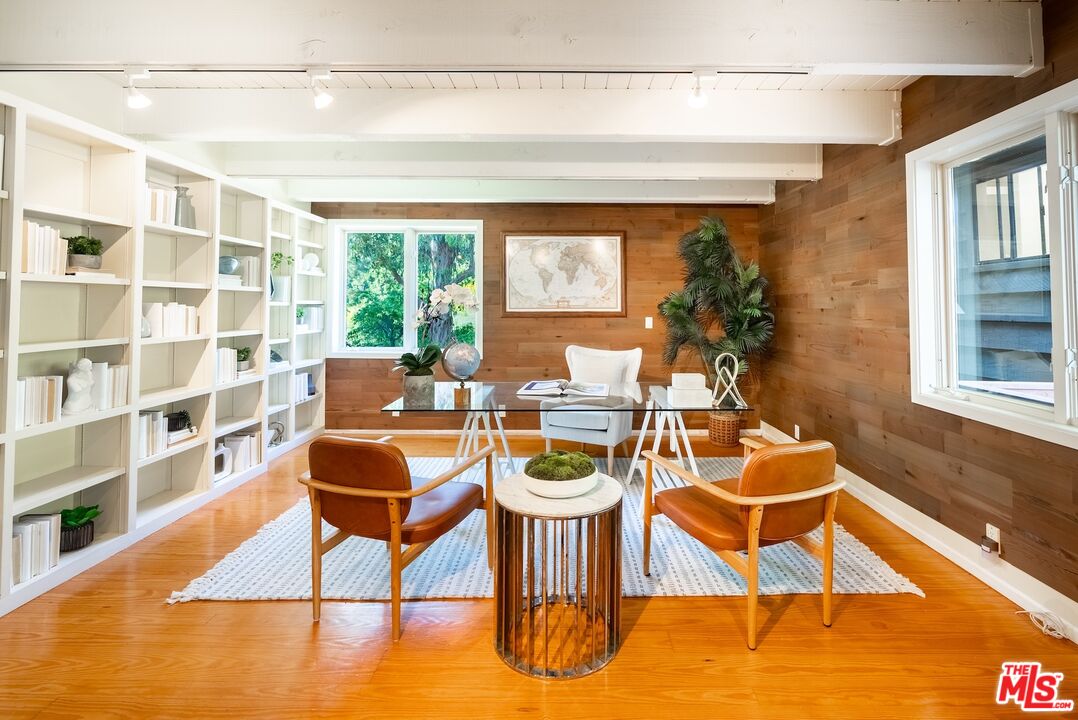 Topanga, California, 90290, United States, 4 Bedrooms Bedrooms, ,5 BathroomsBathrooms,Residential,For Sale,1796839