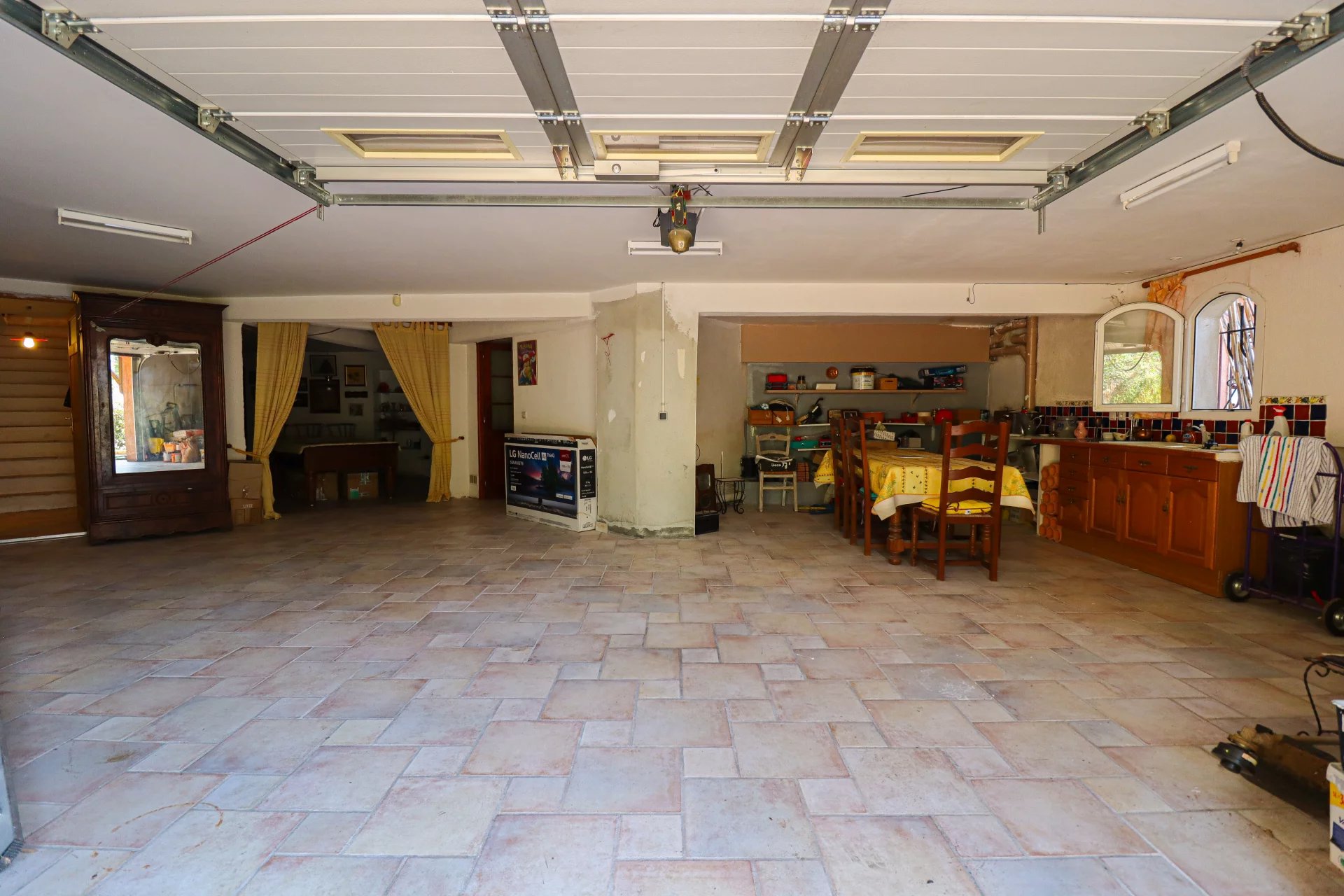 Saint-Raphaël, Provence-Alpes-Côte d?Azur, 83700, FR, 4 Bedrooms Bedrooms, ,5 BathroomsBathrooms,Residential,For Sale,1588723