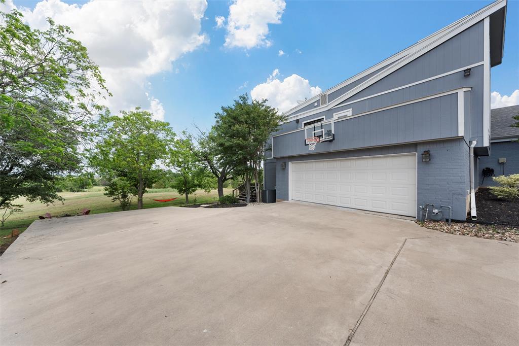 Woodway, Texas, 76712, United States, 4 Bedrooms Bedrooms, ,3 BathroomsBathrooms,Residential,For Sale,1951156