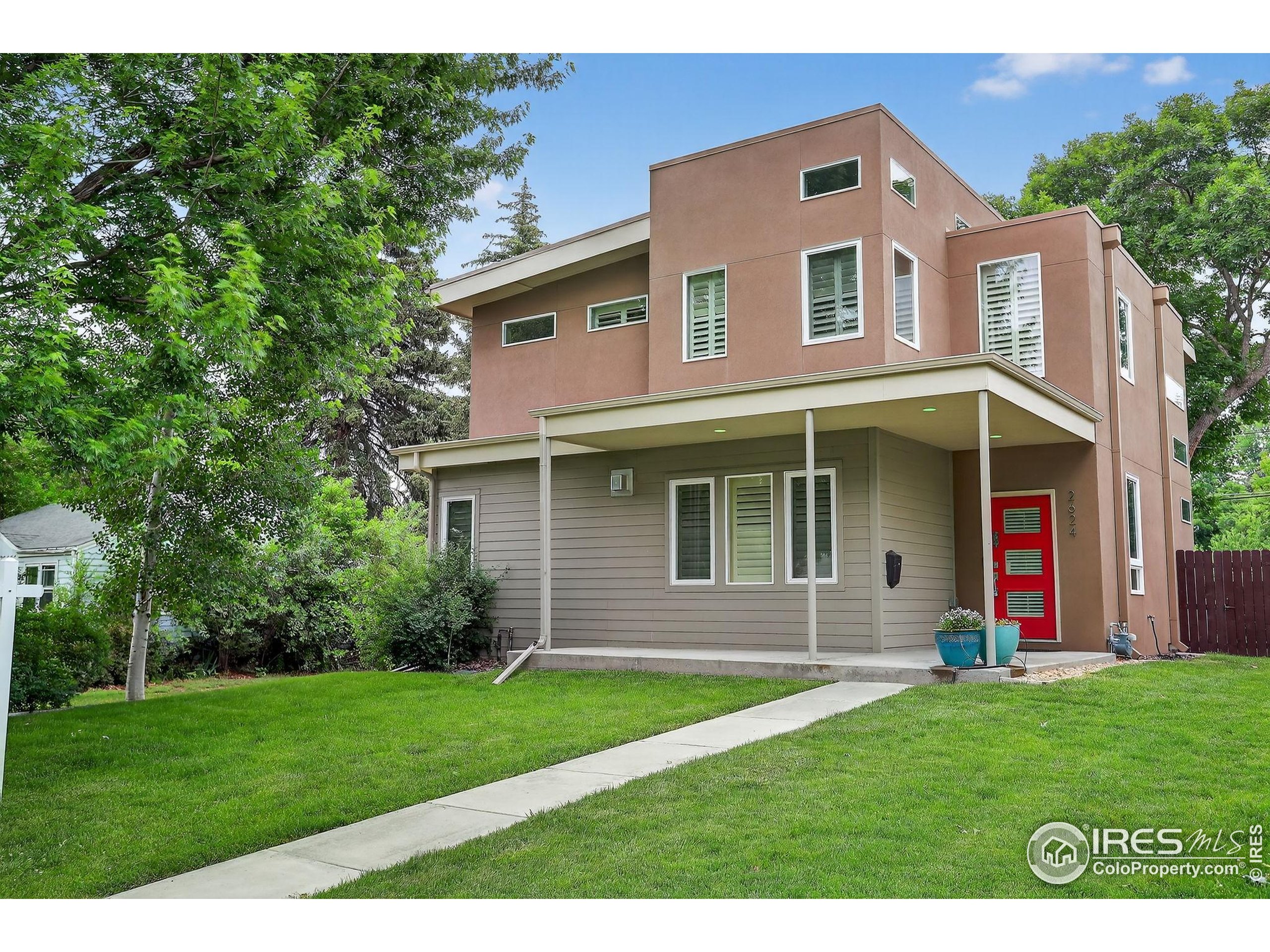 Denver, Colorado, 80210, United States, 4 Bedrooms Bedrooms, ,2 BathroomsBathrooms,Residential,For Sale,1950739