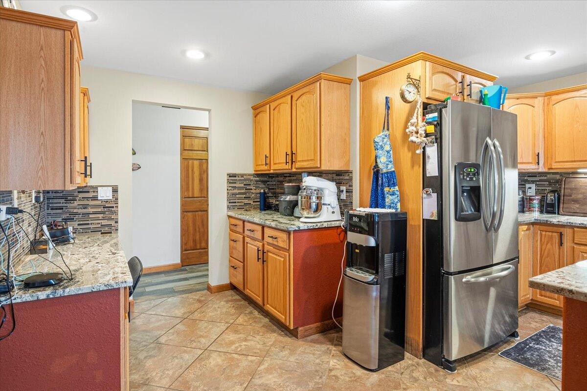 Redmond, Oregon, 97756, United States, 4 Bedrooms Bedrooms, ,2 BathroomsBathrooms,Residential,For Sale,2039824