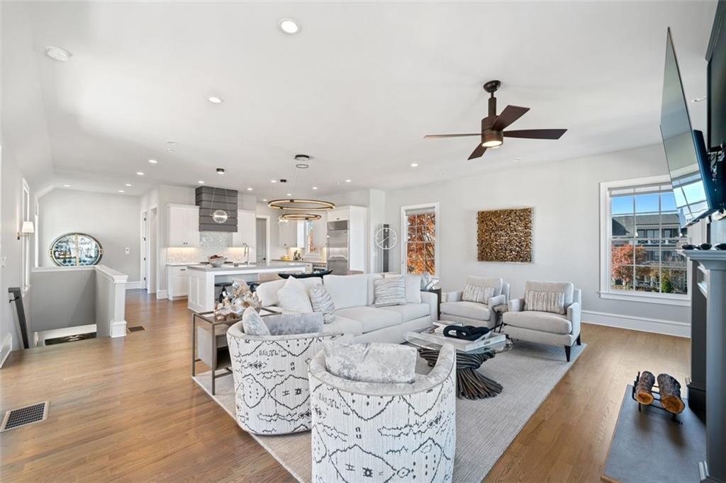 152 Grand Crescent, Alpharetta, Georgia, 30009, United States, 4 Bedrooms Bedrooms, ,4 BathroomsBathrooms,Residential,For Sale,152 Grand Crescent,1669050