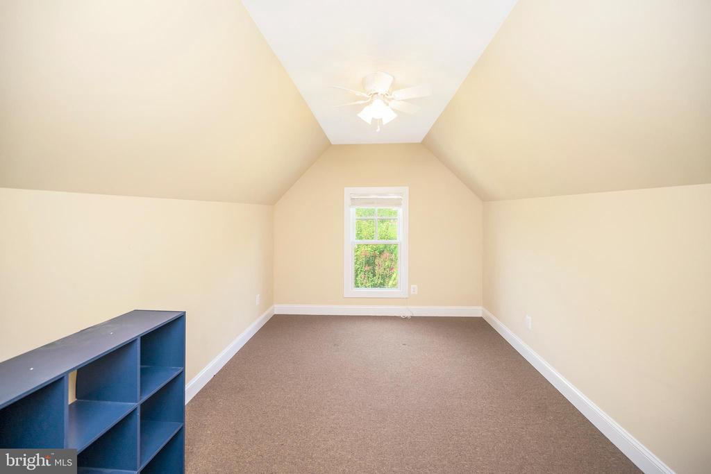 Stafford, Virginia, 22556, United States, 6 Bedrooms Bedrooms, ,5 BathroomsBathrooms,Residential,For Sale,1900693