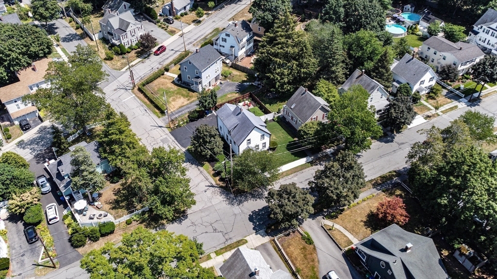 Reading, Massachusetts, 01867, United States, 4 Bedrooms Bedrooms, ,3 BathroomsBathrooms,Residential,For Sale,1904361