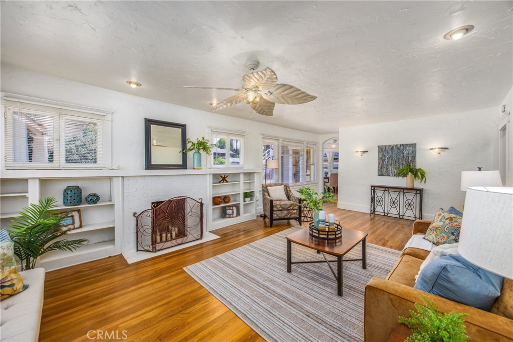 Riverside, California, 92506, United States, ,Residential,For Sale,1926260