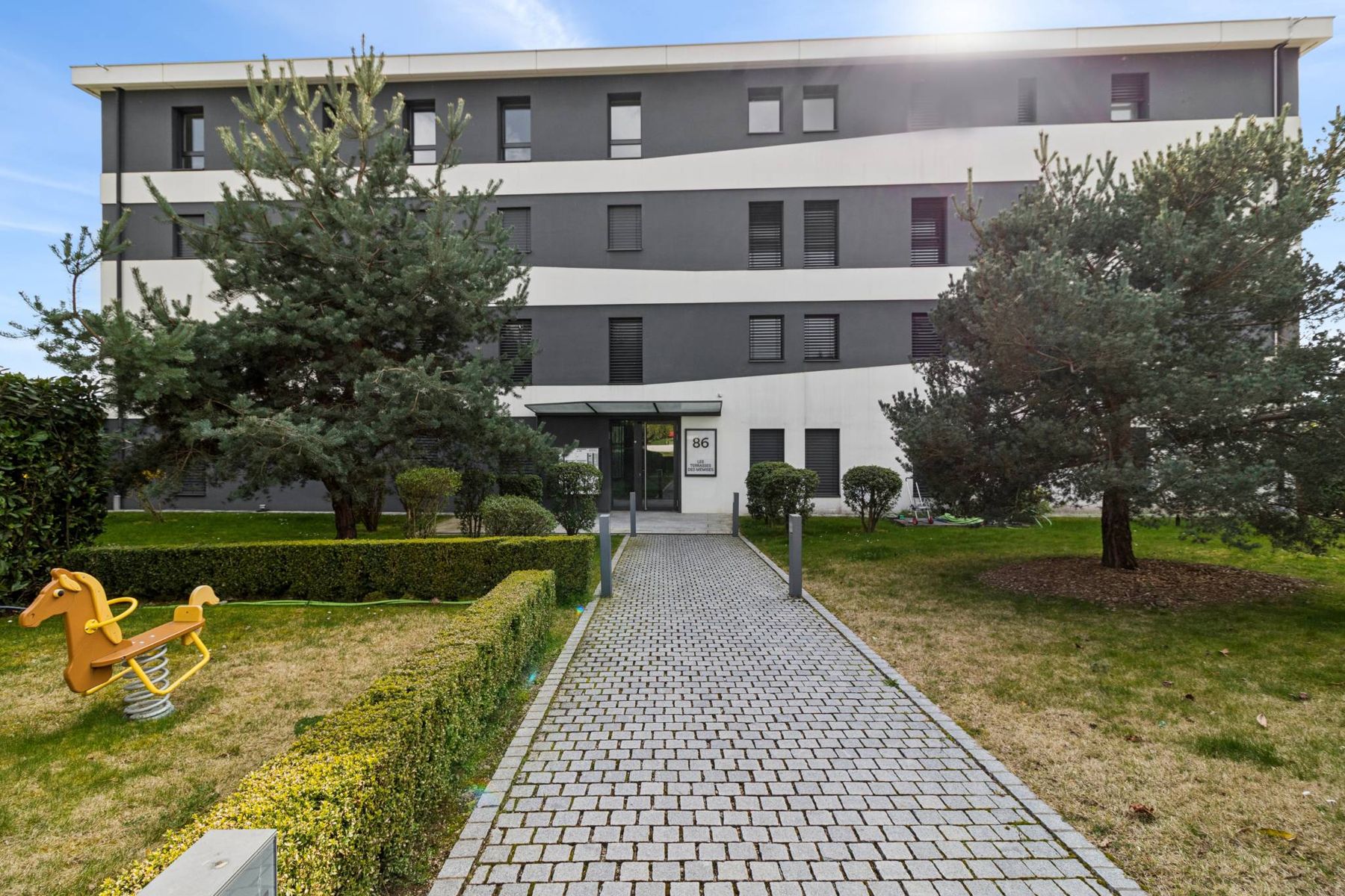  4.5 room penthouse apartment in Préverenges with view of the lake and the Alps - 物件實景
