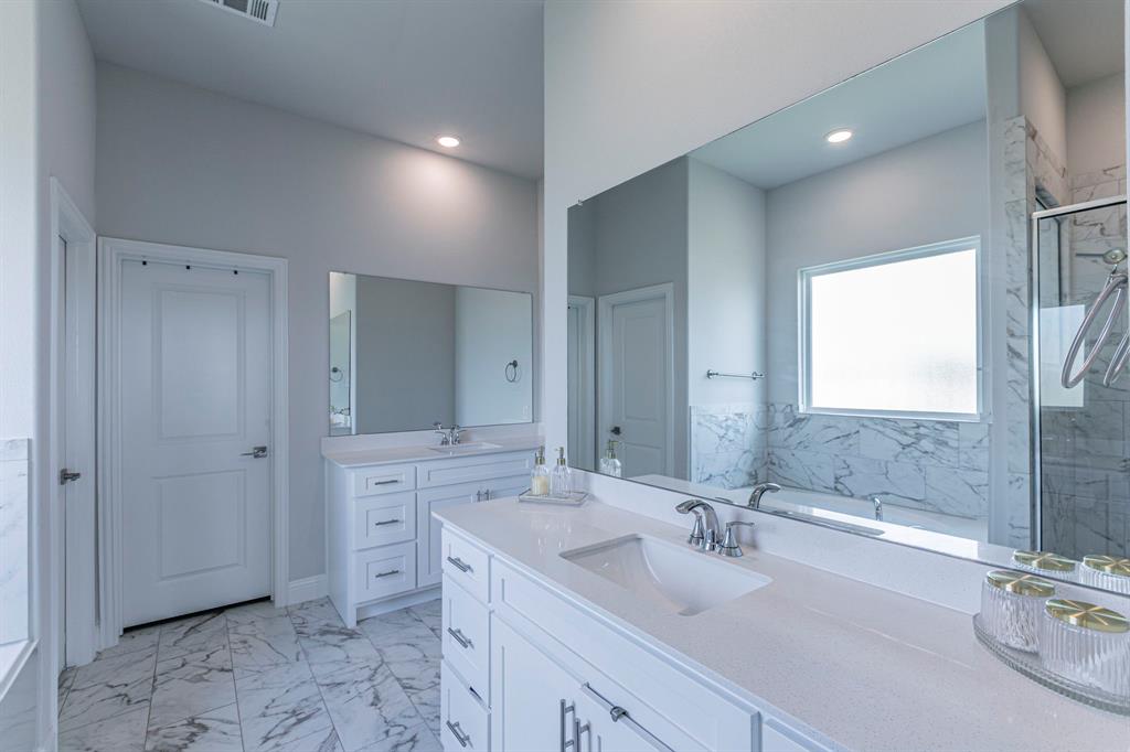 Anna, Texas, 75409, United States, 5 Bedrooms Bedrooms, ,4 BathroomsBathrooms,Residential,For Sale,2033214