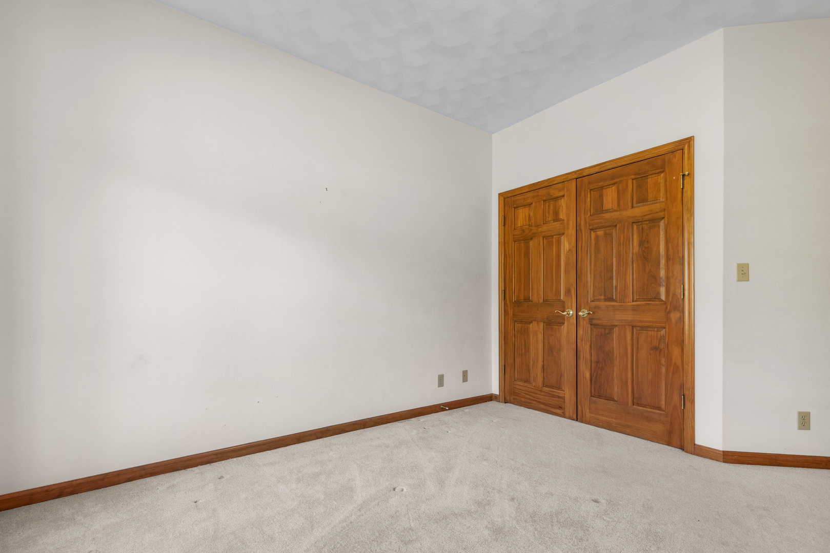 Roscoe, Illinois, 61073, United States, 3 Bedrooms Bedrooms, ,4 BathroomsBathrooms,Residential,For Sale,2011346