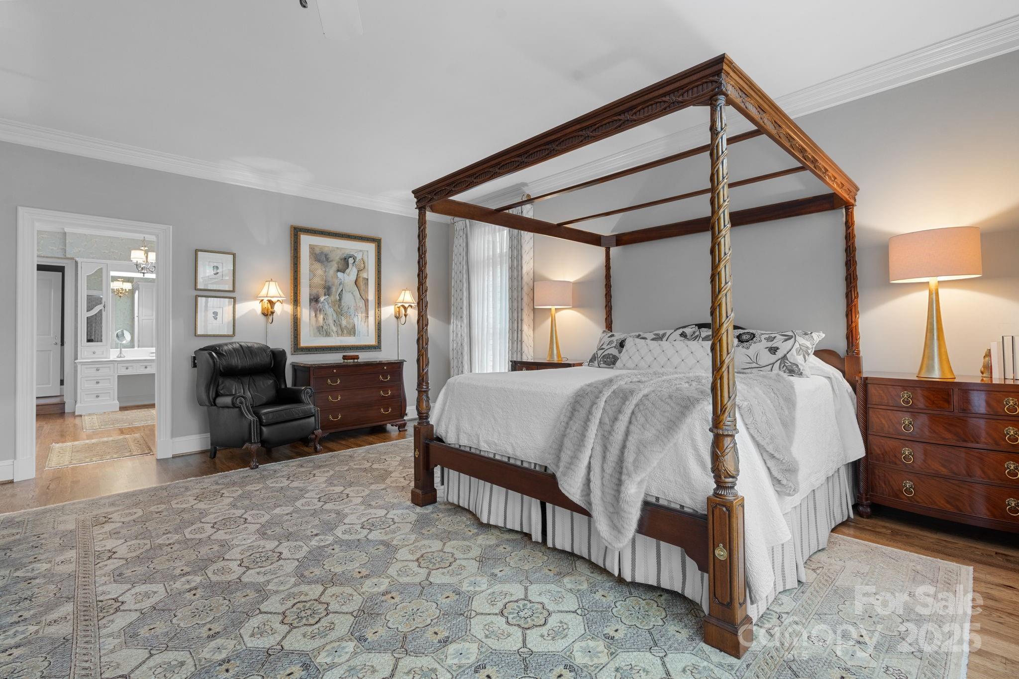Hickory, North Carolina, 28601, United States, 4 Bedrooms Bedrooms, ,5 BathroomsBathrooms,Residential,For Sale,1942253