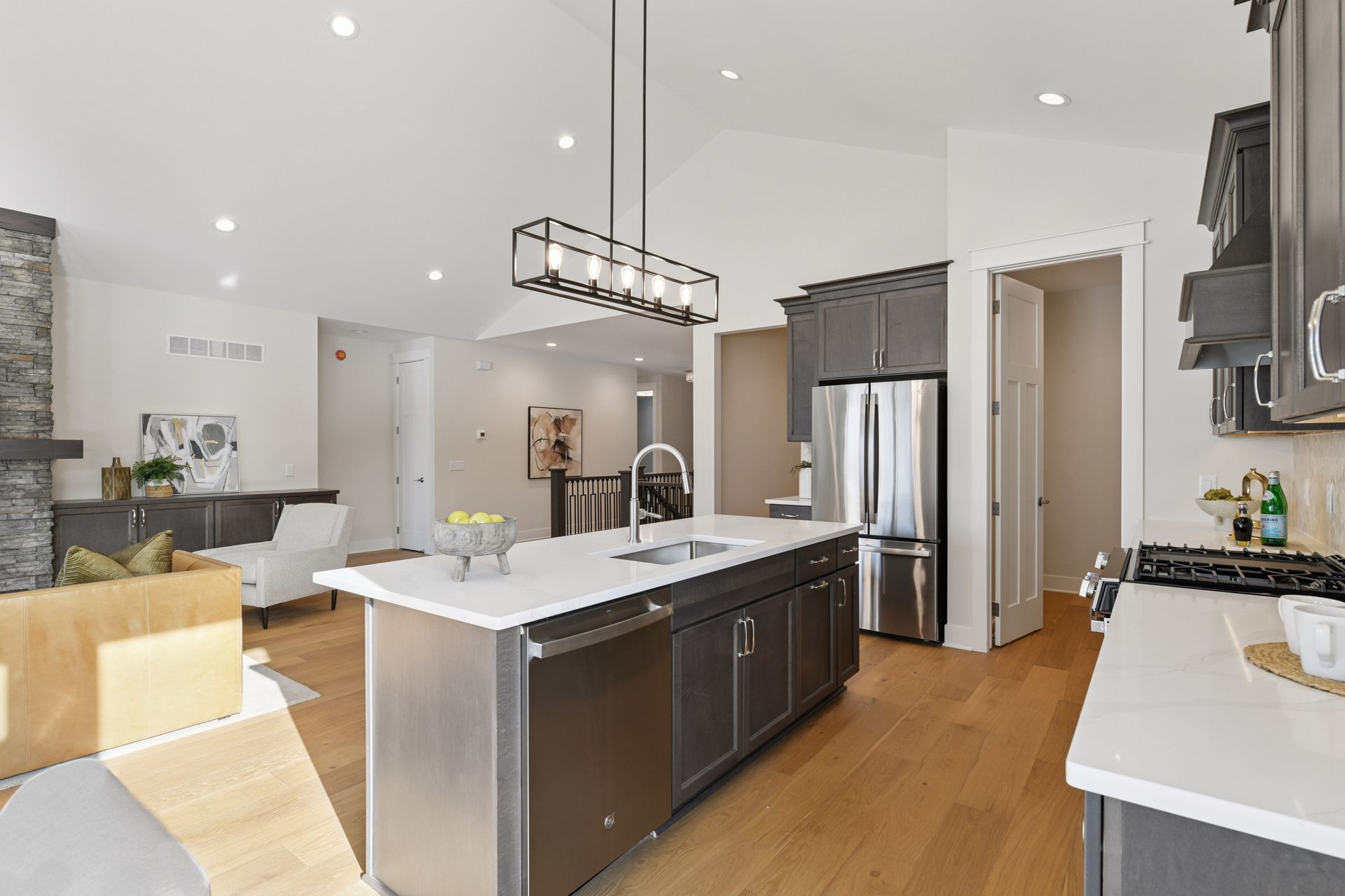  Exclusive Opportunity: Custom Home Build on Three Private Acres in Elk River - 物件實景