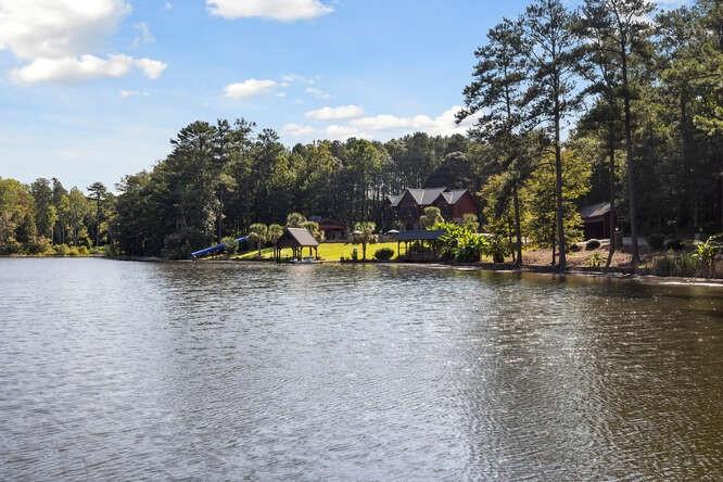 Carrollton, Georgia, 30116, United States, 5 Bedrooms Bedrooms, ,5 BathroomsBathrooms,Residential,For Sale,1803971