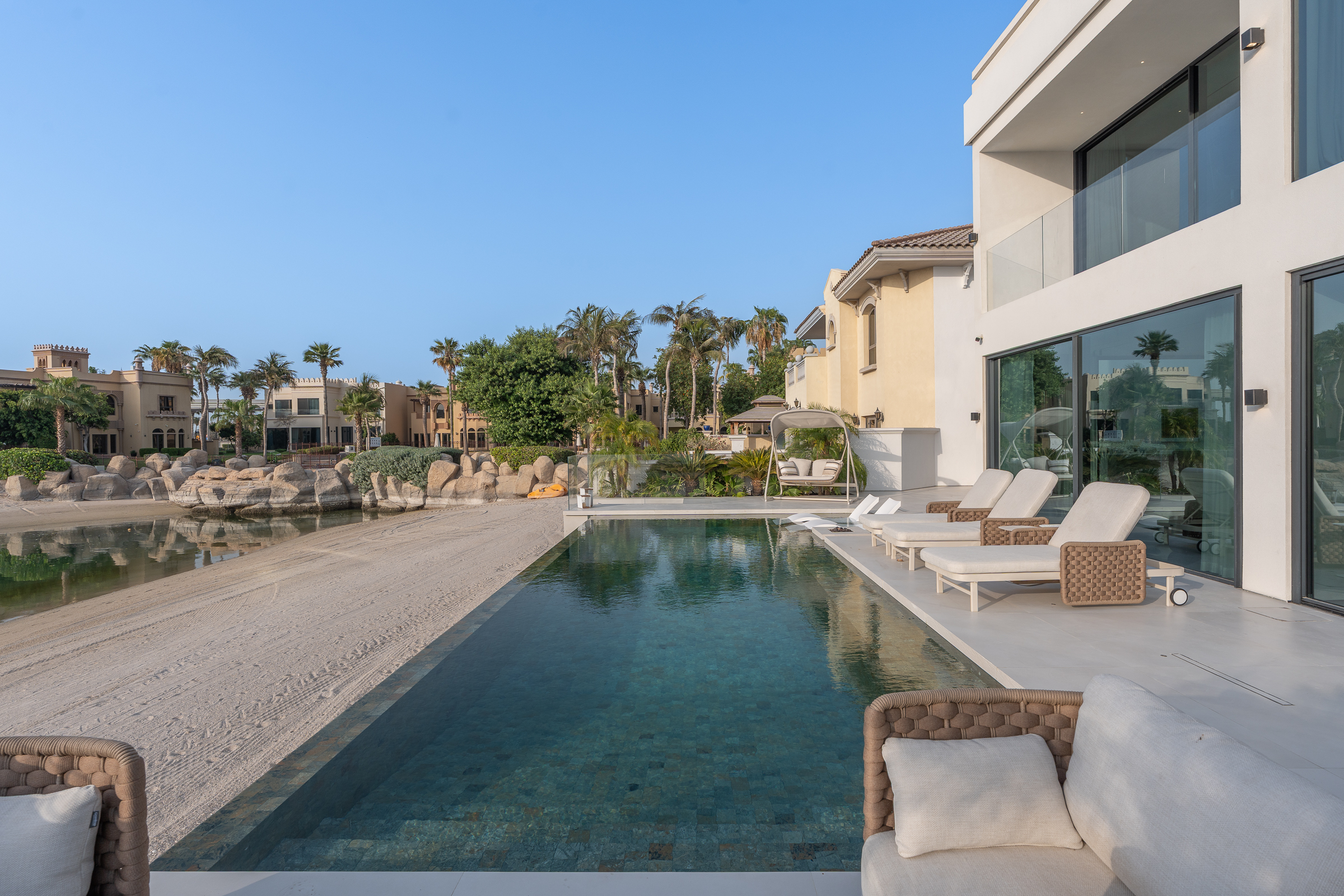  Turnkey Waterfront Garden Home on Palm Jumeirah - 物件實景