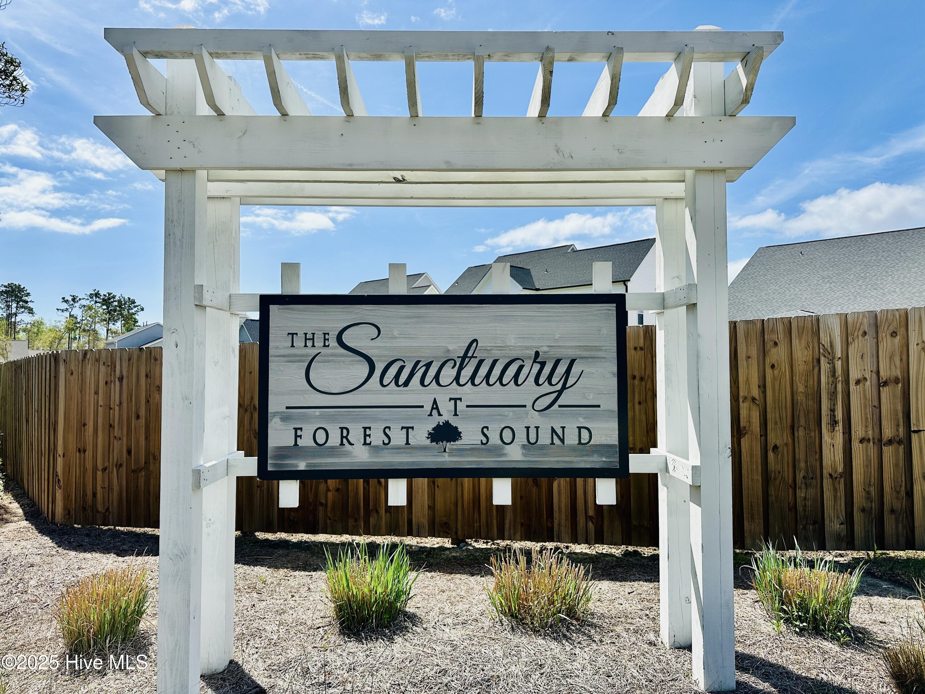 Hampstead, North Carolina, 28443, United States, 4 Bedrooms Bedrooms, ,3 BathroomsBathrooms,Residential,For Sale,1995135