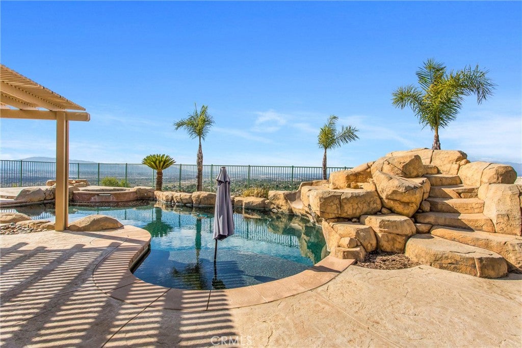 Highland, California, 92346, United States, 5 Bedrooms Bedrooms, ,5 BathroomsBathrooms,Residential,For Sale,1989215