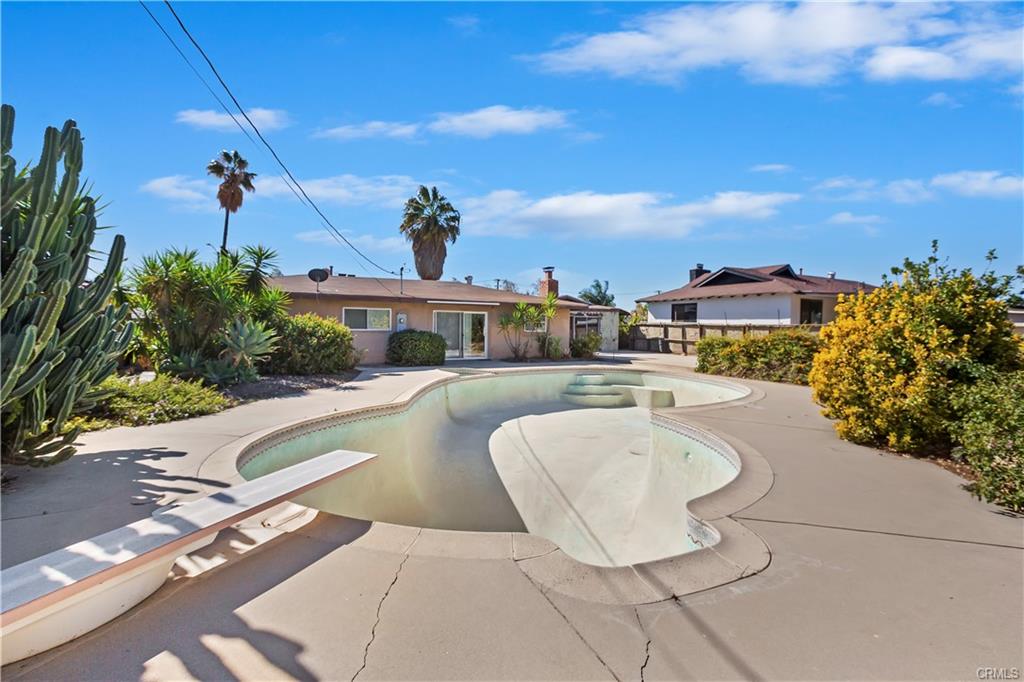 Rialto, California, 92377, United States, 3 Bedrooms Bedrooms, ,2 BathroomsBathrooms,Residential,For Sale,1978285