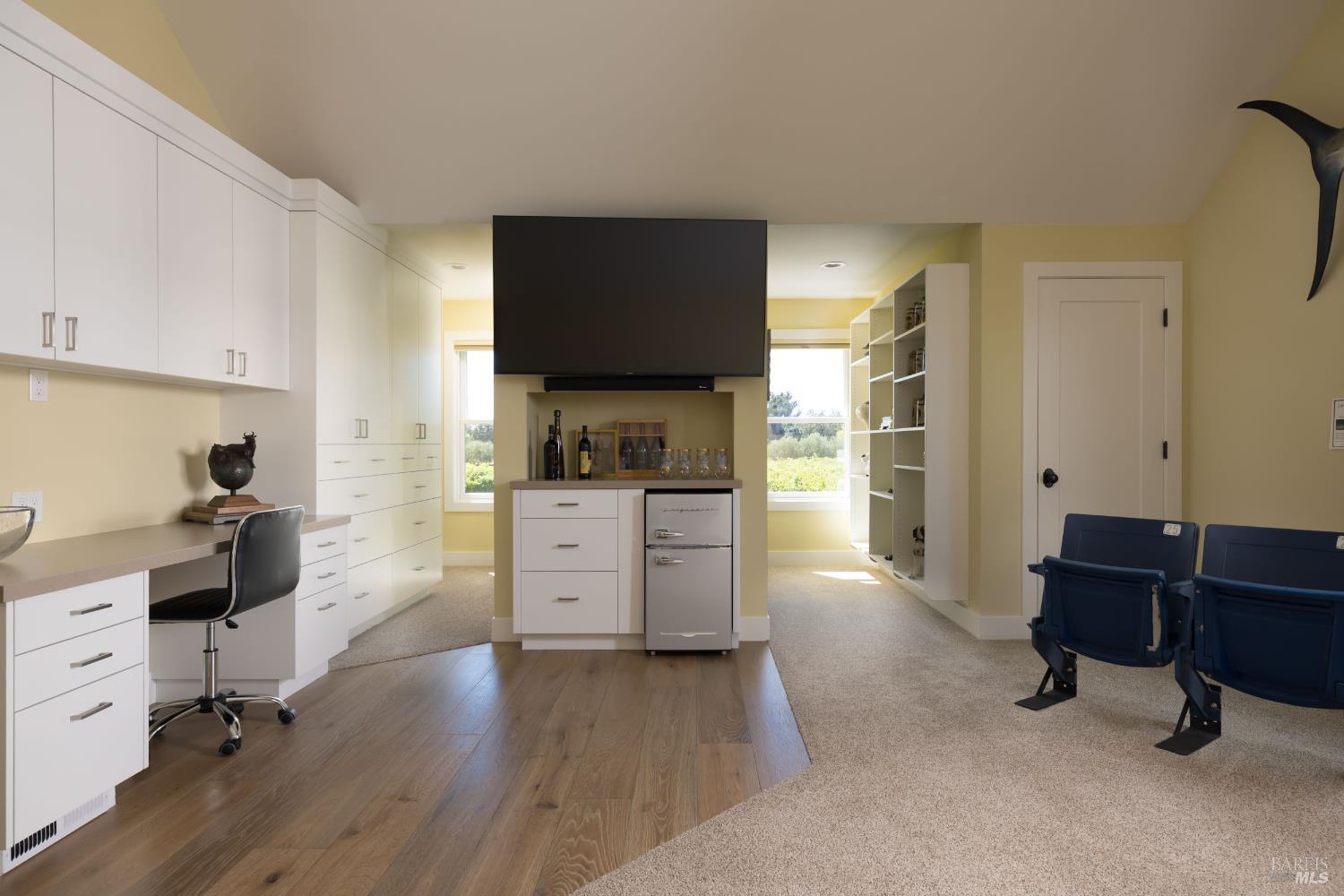 Santa Rosa, California, 95401, United States, 4 Bedrooms Bedrooms, ,4 BathroomsBathrooms,Residential,For Sale,1993093