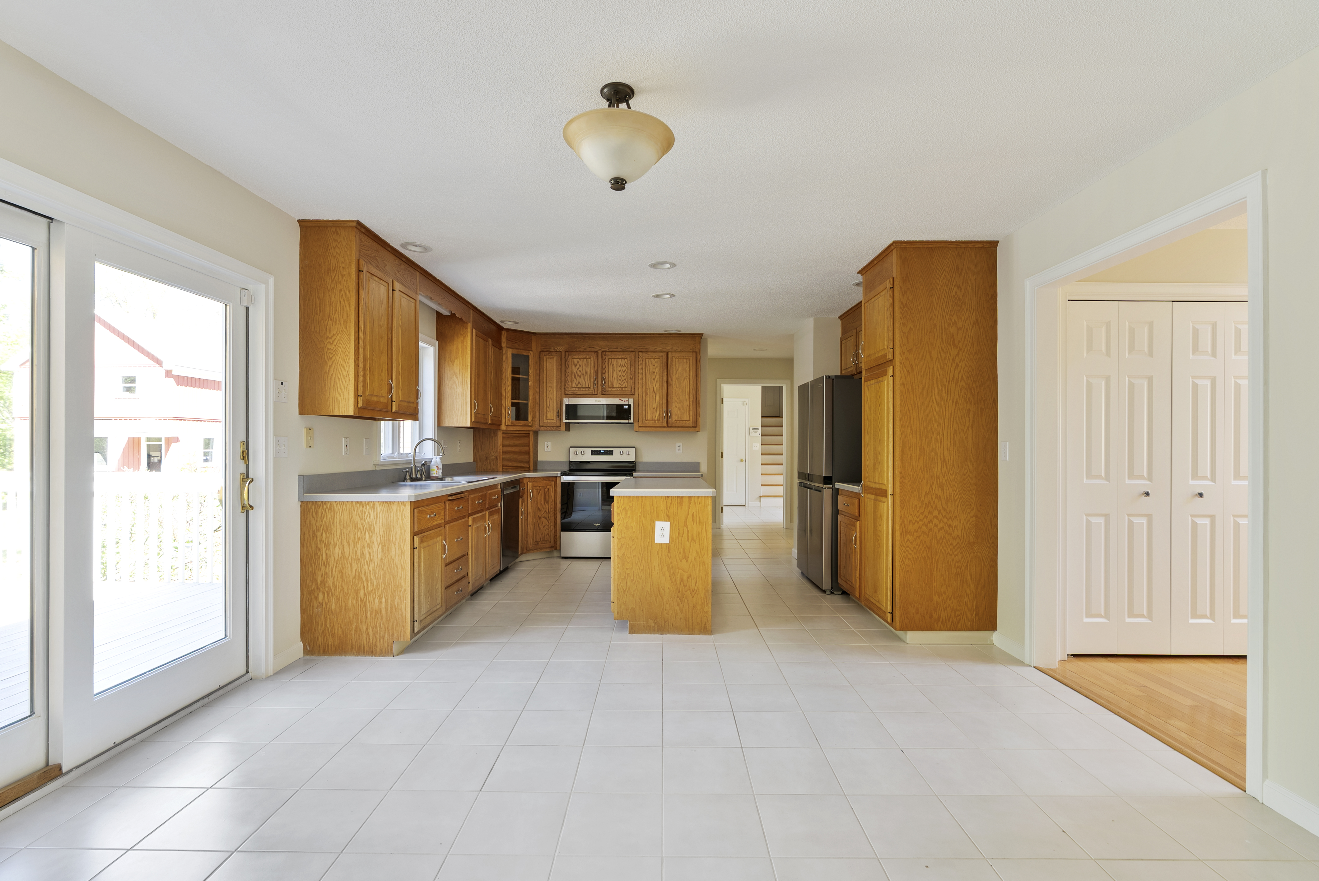  555 Waterville Road - 物件實景