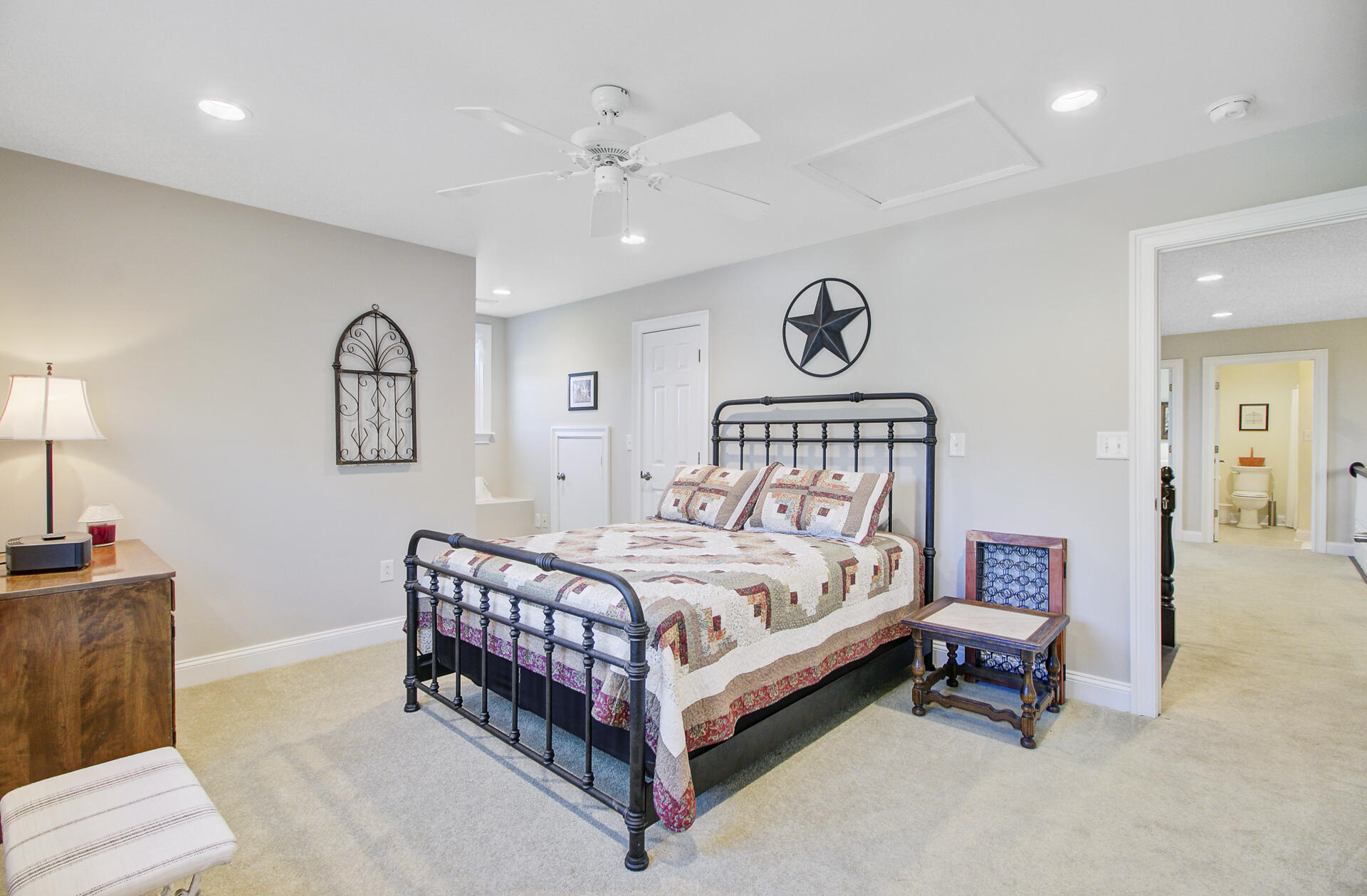 Cross, South Carolina, 29436, United States, 4 Bedrooms Bedrooms, ,3 BathroomsBathrooms,Residential,For Sale,1992832