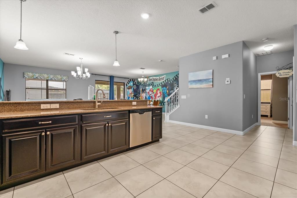 Davenport, Florida, 33896, United States, 8 Bedrooms Bedrooms, ,5 BathroomsBathrooms,Residential,For Sale,1896133