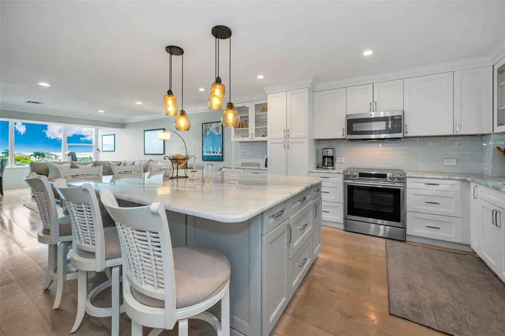 St Petersburg, Florida, 33704, United States, 2 Bedrooms Bedrooms, ,2 BathroomsBathrooms,Residential,For Sale,1989115