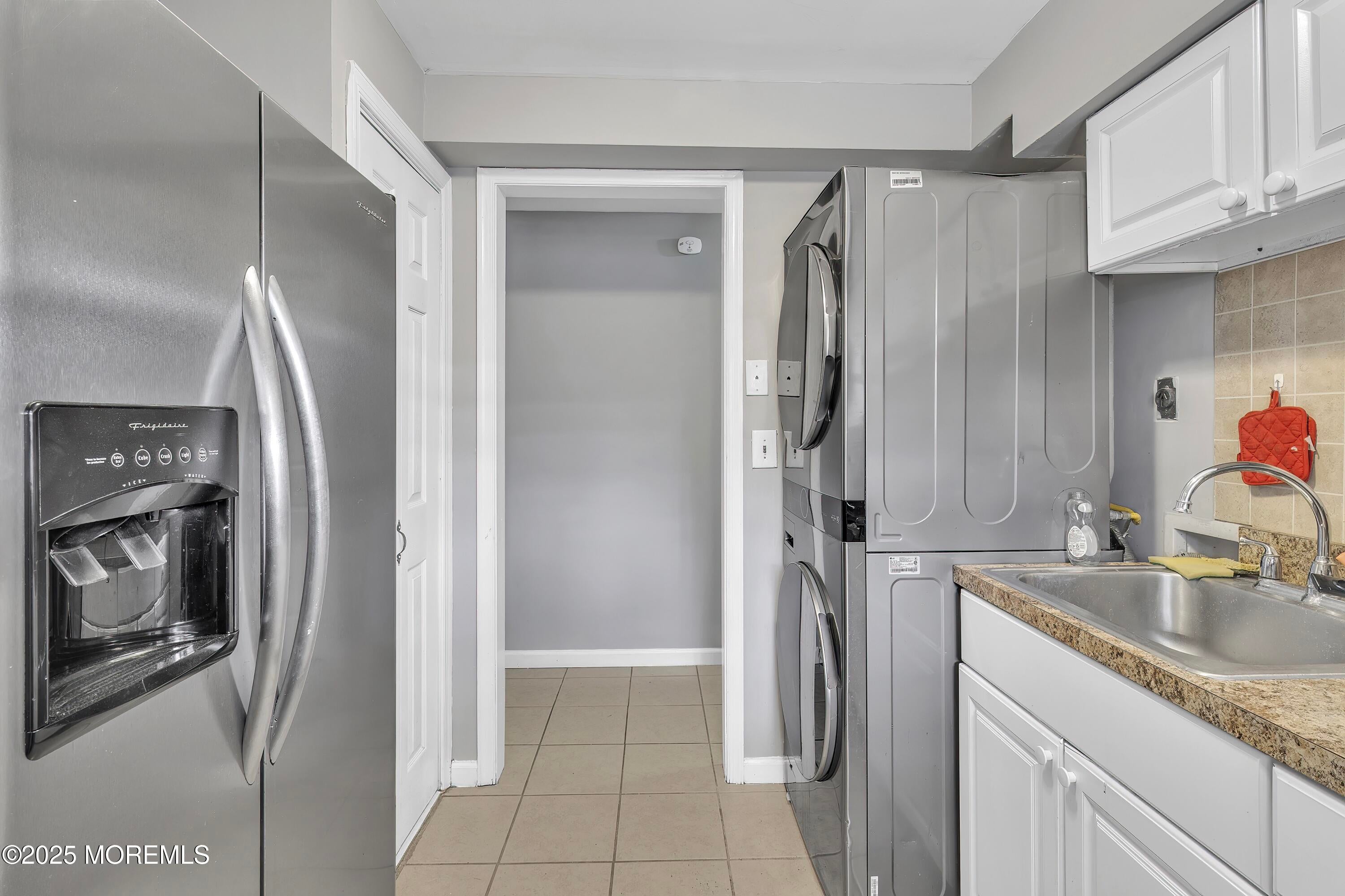 Toms River, New Jersey, 08753, United States, 5 Bedrooms Bedrooms, ,2 BathroomsBathrooms,Residential,For Sale,1996778