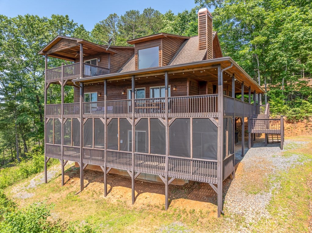 Murphy, North Carolina, 28096, United States, 4 Bedrooms Bedrooms, ,4 BathroomsBathrooms,Residential,For Sale,1871298