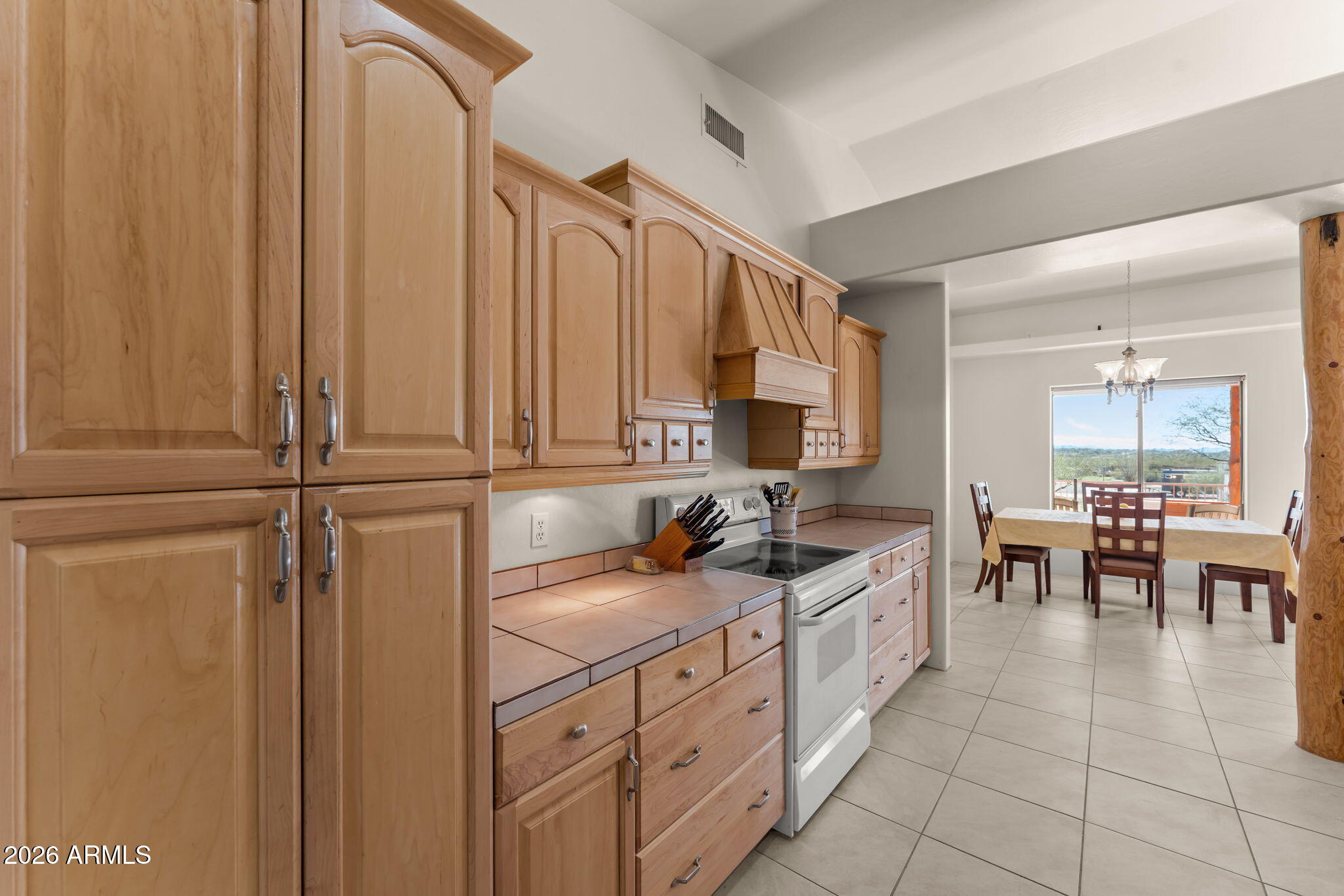 Wickenburg, Arizona, 85390, United States, 3 Bedrooms Bedrooms, ,2 BathroomsBathrooms,Residential,For Sale,2010999