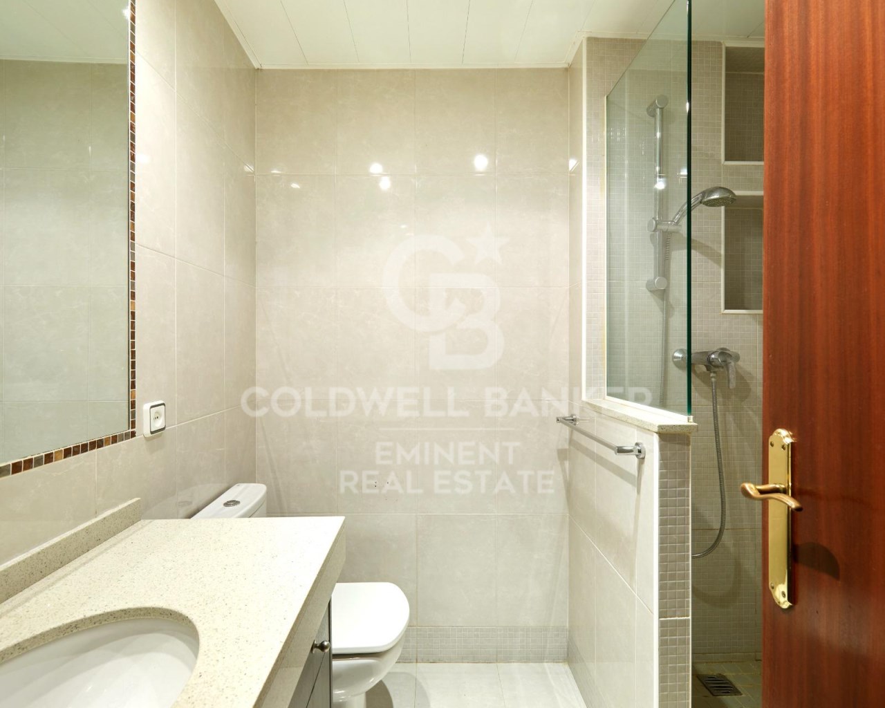 Barcelona, Catalonia, ES, 4 Bedrooms Bedrooms, ,2 BathroomsBathrooms,Residential,For Sale,1838082