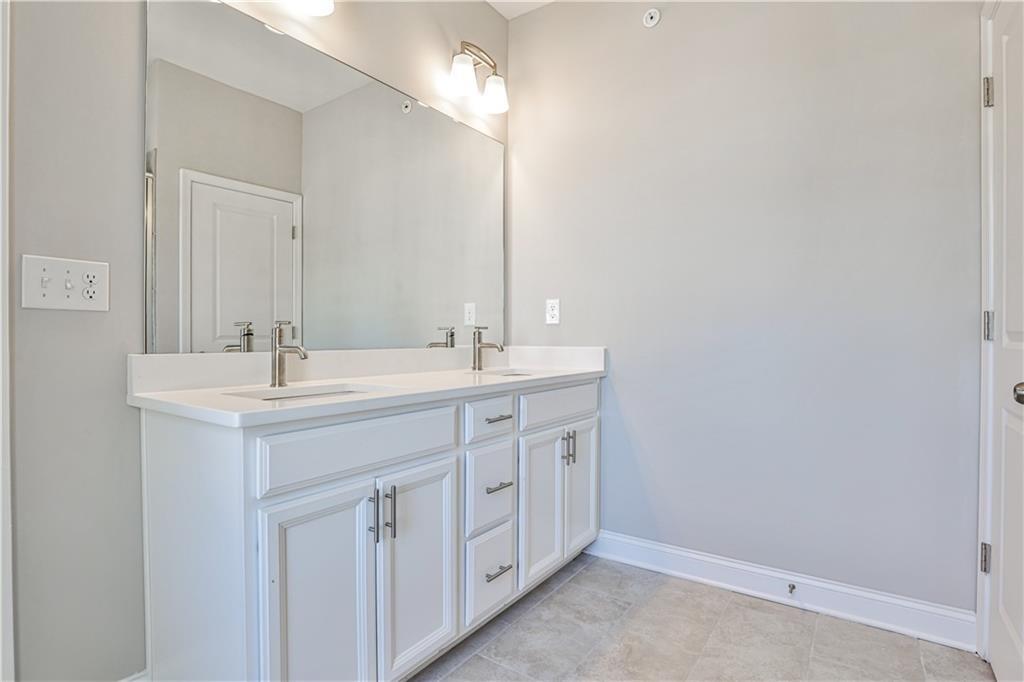 Smyrna, Georgia, 30080, United States, 4 Bedrooms Bedrooms, ,3 BathroomsBathrooms,Residential,For Sale,1995640