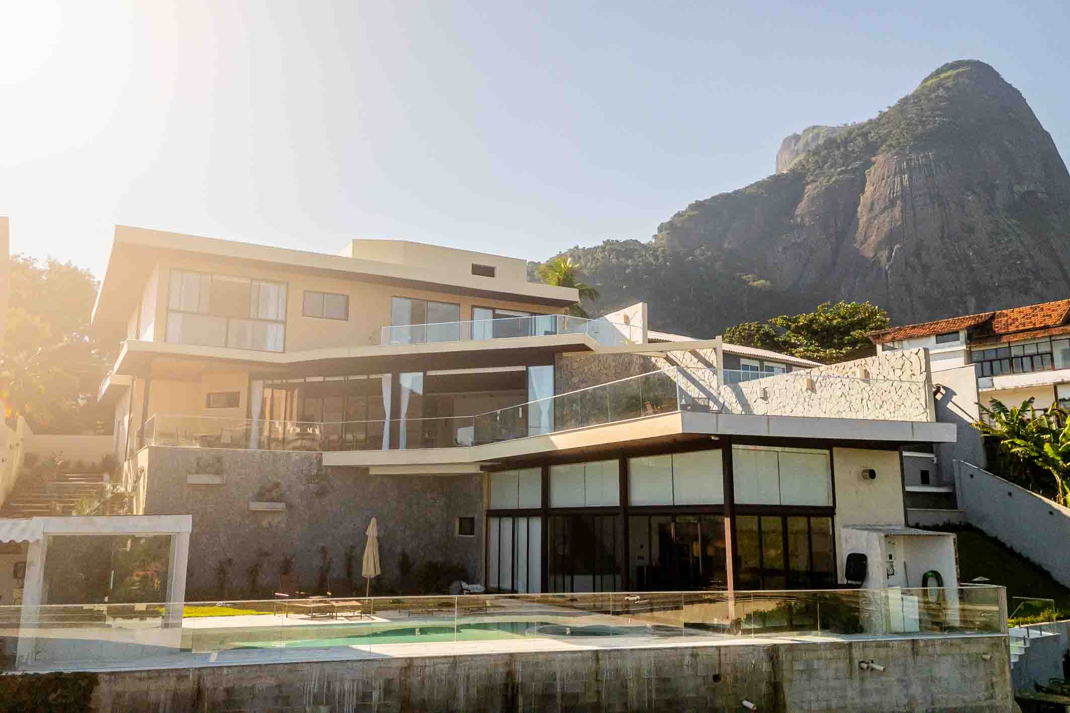  Ultra-Luxury residence in Joá with uninterrupted ocean views - 物件實景